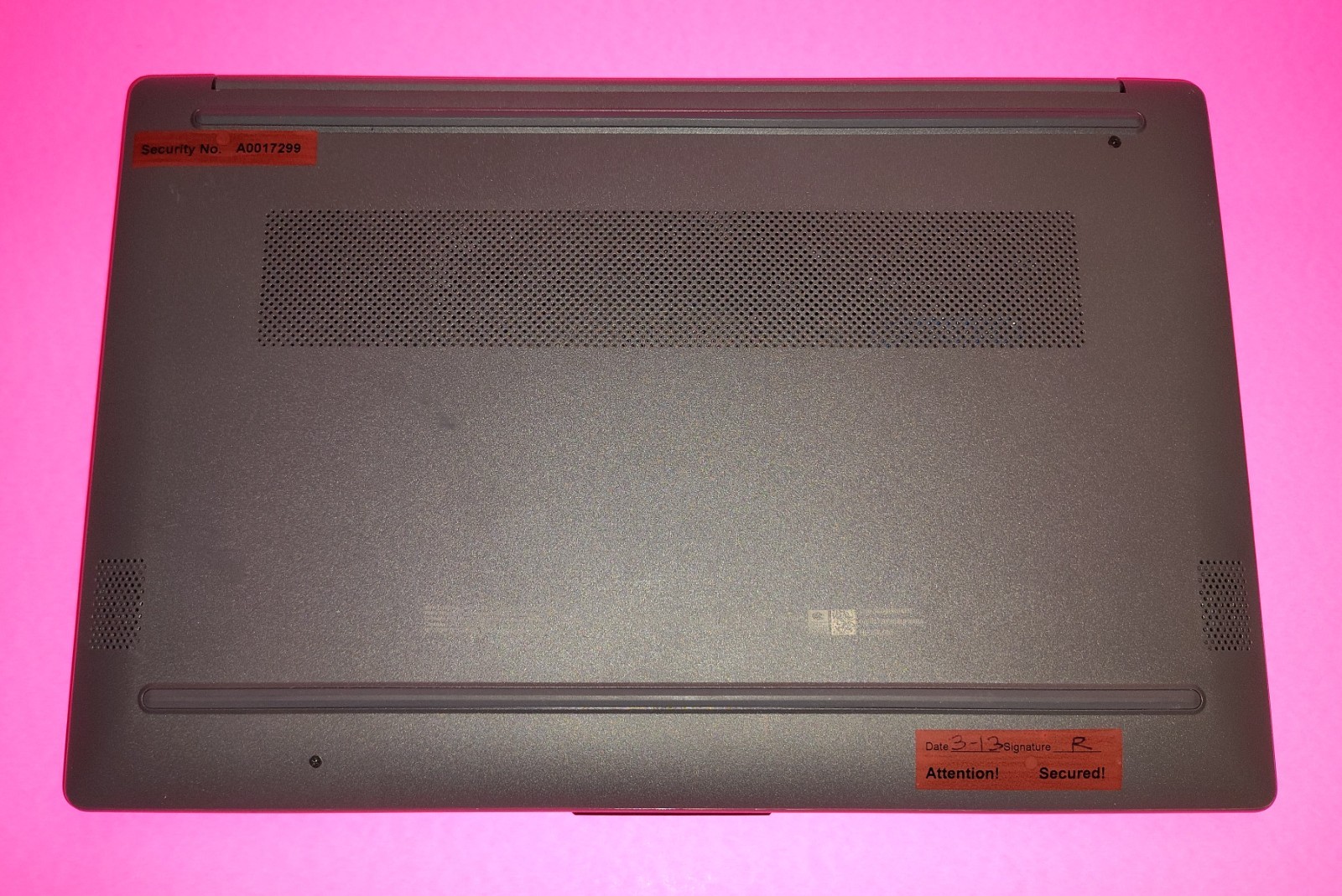 HP 255 G10 15.6″ AMD Ryzen 3 7320U 2.40GHz 8GB RAM DDR5 256GB SSD Laptop Win11