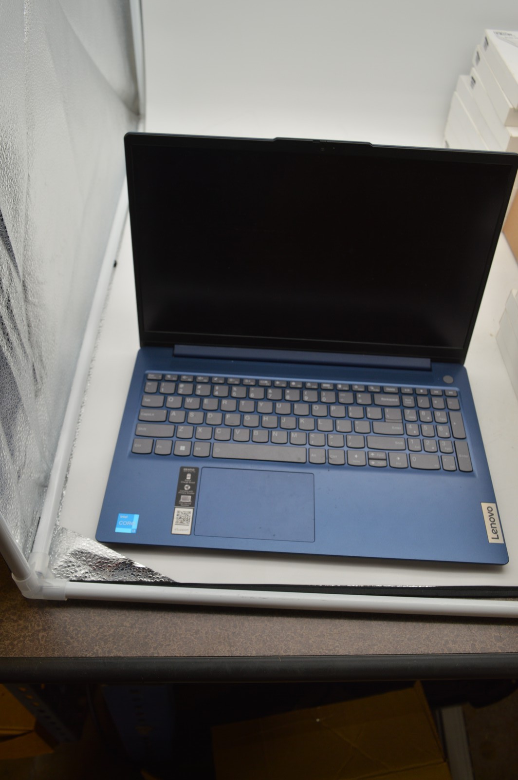 Lenovo IdeaPad Slim 3 15IRU8 Core i3-1315U 1.2GHz 8GB 256GB SSD PC1795007