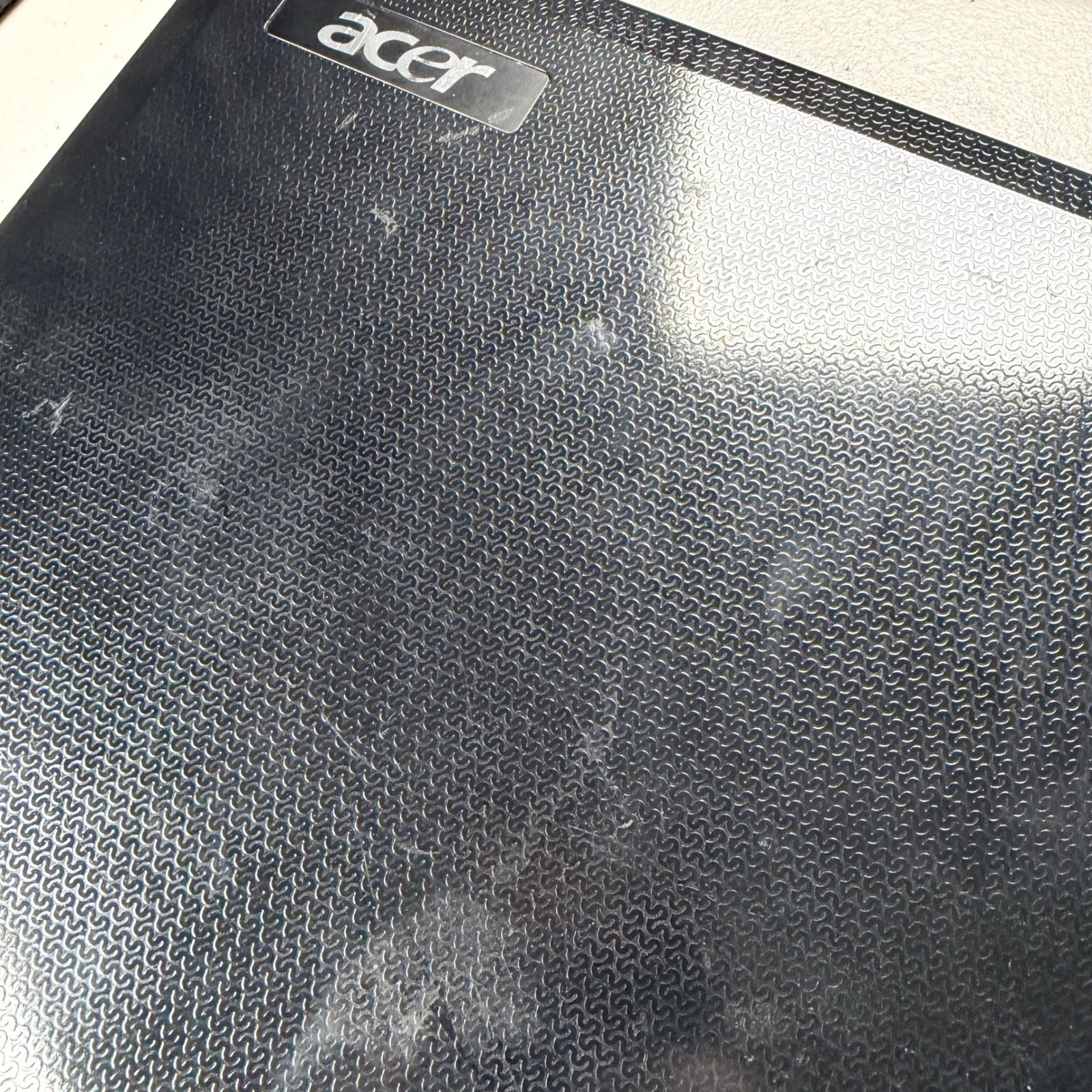 Acer Aspire One D255E-13281 Netbook and Aspire 5517-5358 Laptop Bundle Black