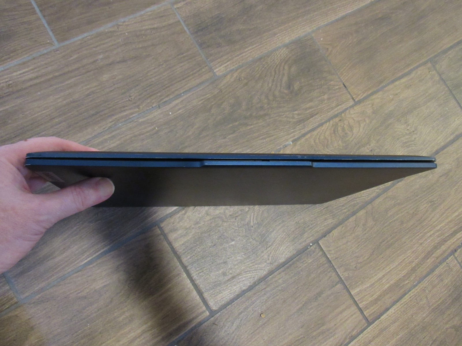 LENOVO IDEAPAD 16AHP9 2-in-1 16GB RAM 1TB SSD 16″ FHD+ TOUCHSCREEN GOOD