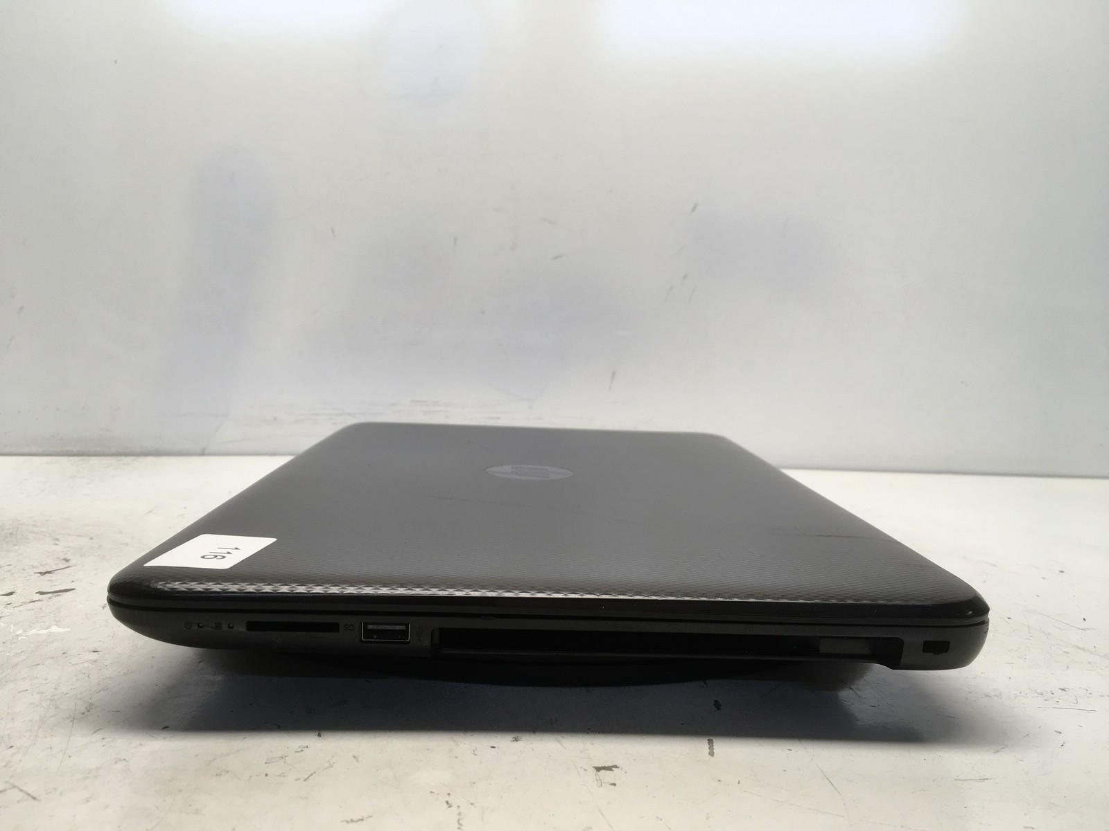 HP 15-AF131DX AMD Quad-Core A6-5200 APU 2GHz No RAM NO HDD No Batt