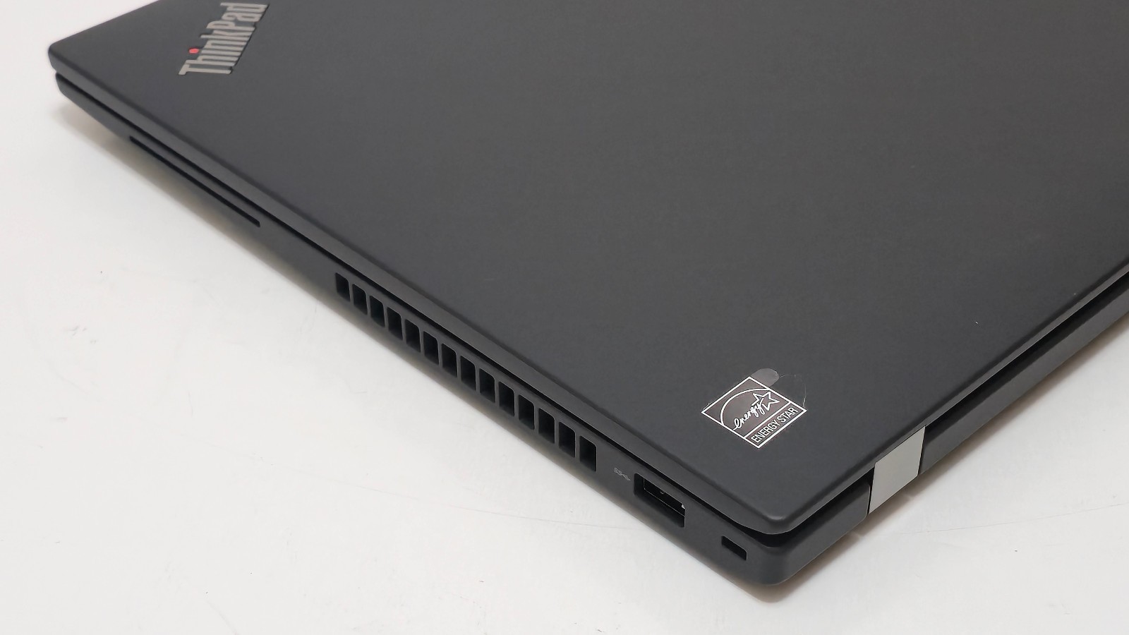 Lenovo ThinkPad P16s Gen 2 Ryzen 7 Pro 2TB SSD 64 GB RAM Radeon 780M 4GB Touch