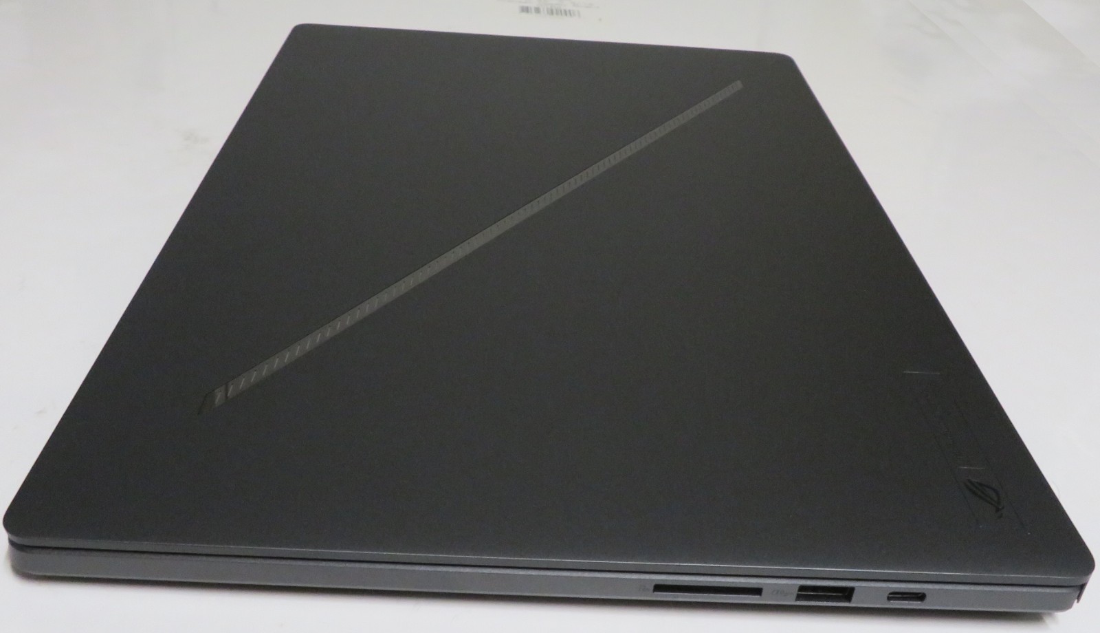 Asus ROG Zephyrus G16 16″2.5K Gaming Notebook Ultra 9 285H 16GB RAM 1TB RTX 5070
