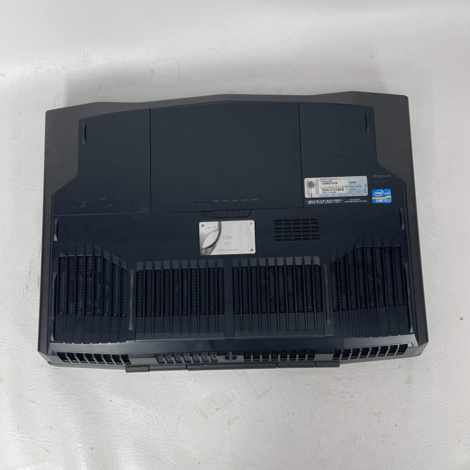 Alienware M18 18.4 i7-2820QM 2.3GHz 8GB RAM 500GB SSD