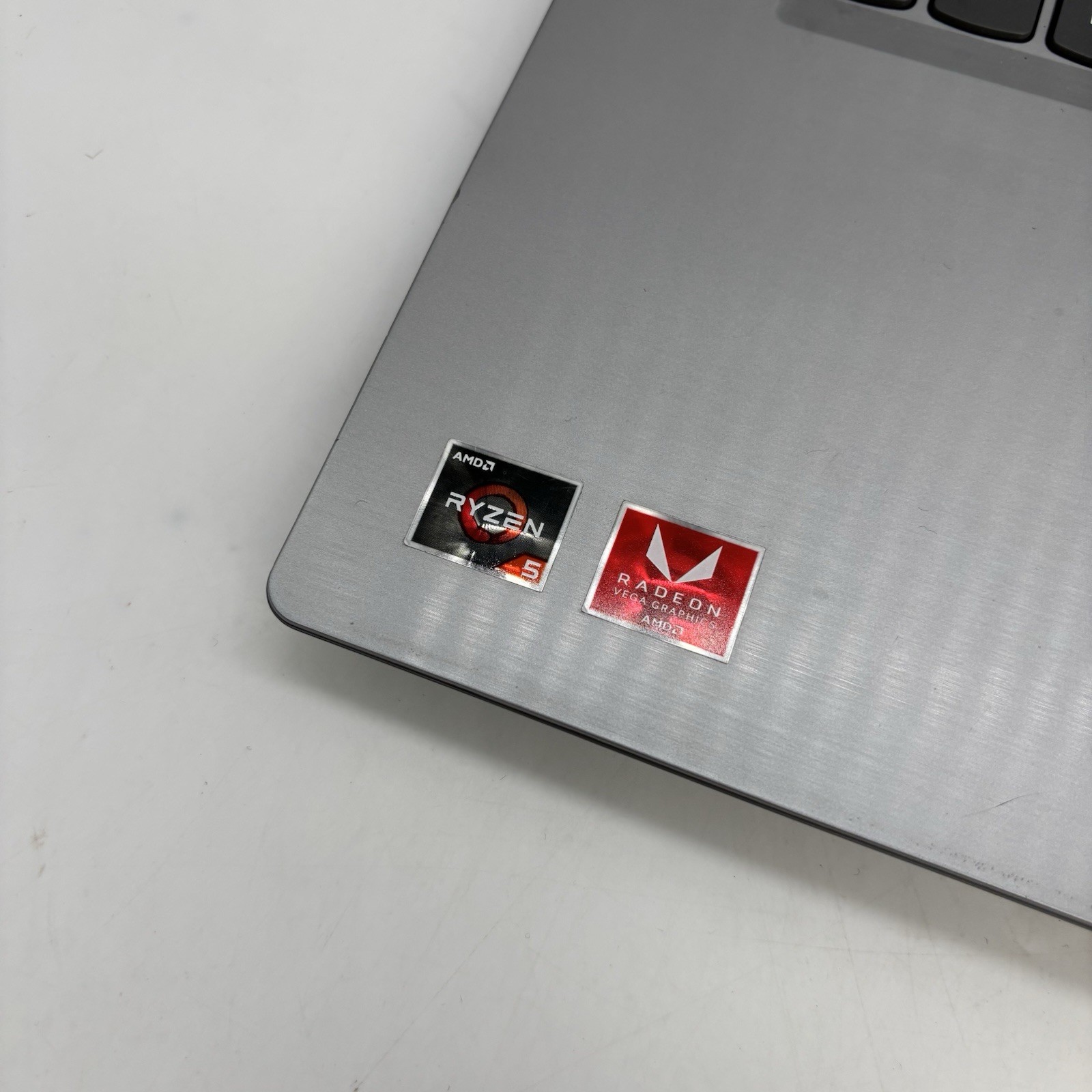 LENOVO IDEAPAD L340-17API | AMD RYZEN 5 3500U | 512GB | 8GB | WIN11 Unlocked