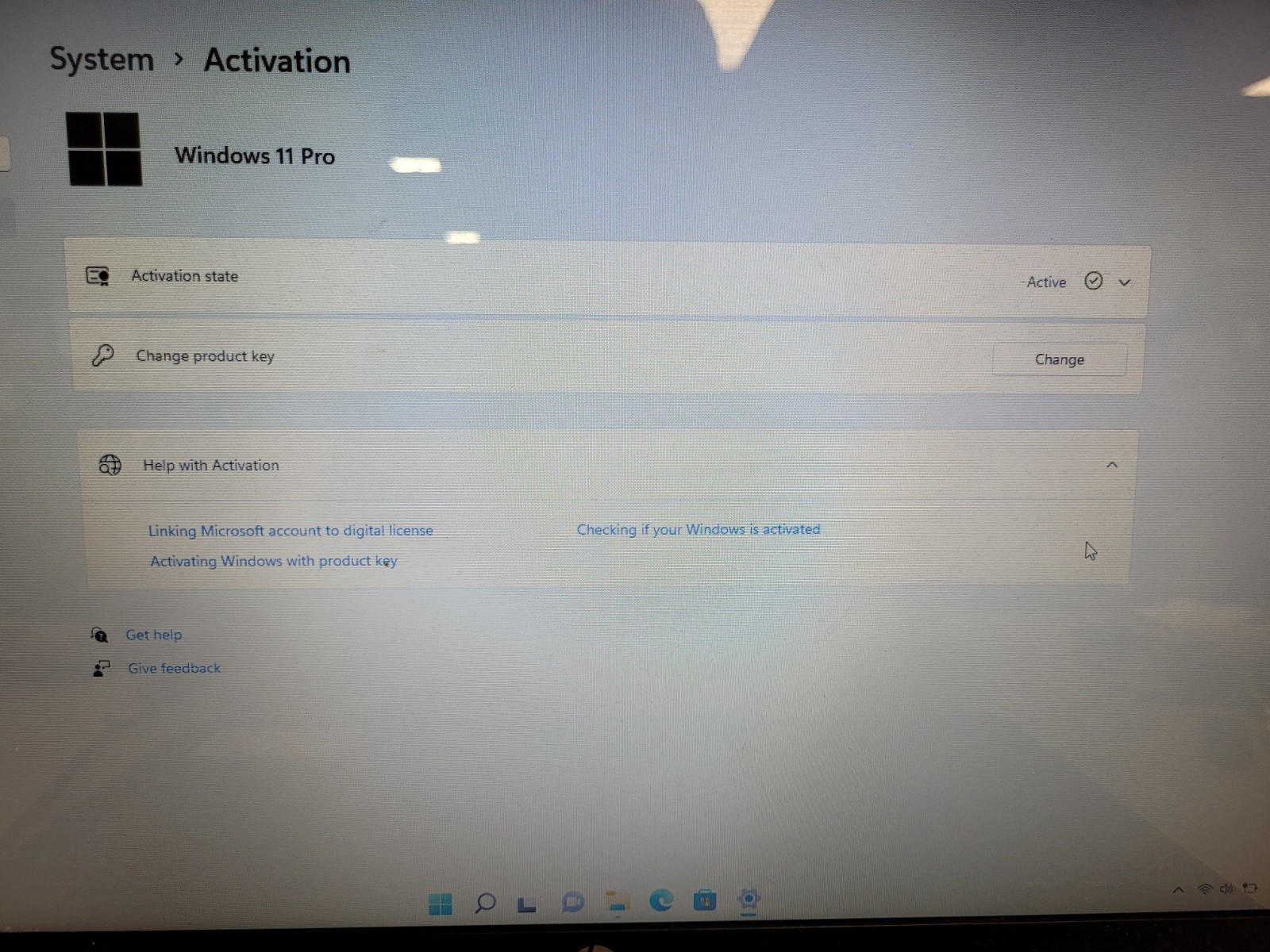 Hp pavilion 17 17.3″amd A10-5745m 2.1ghz 6gb ram 700gb hdd charger 5CD42940KL