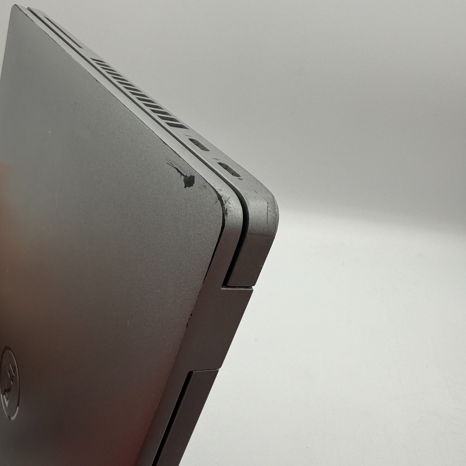 Dell Latitude 5420 14″ i5-1145G7 16GB RAM 256GB SSD Win 11 Pro Laptop Good