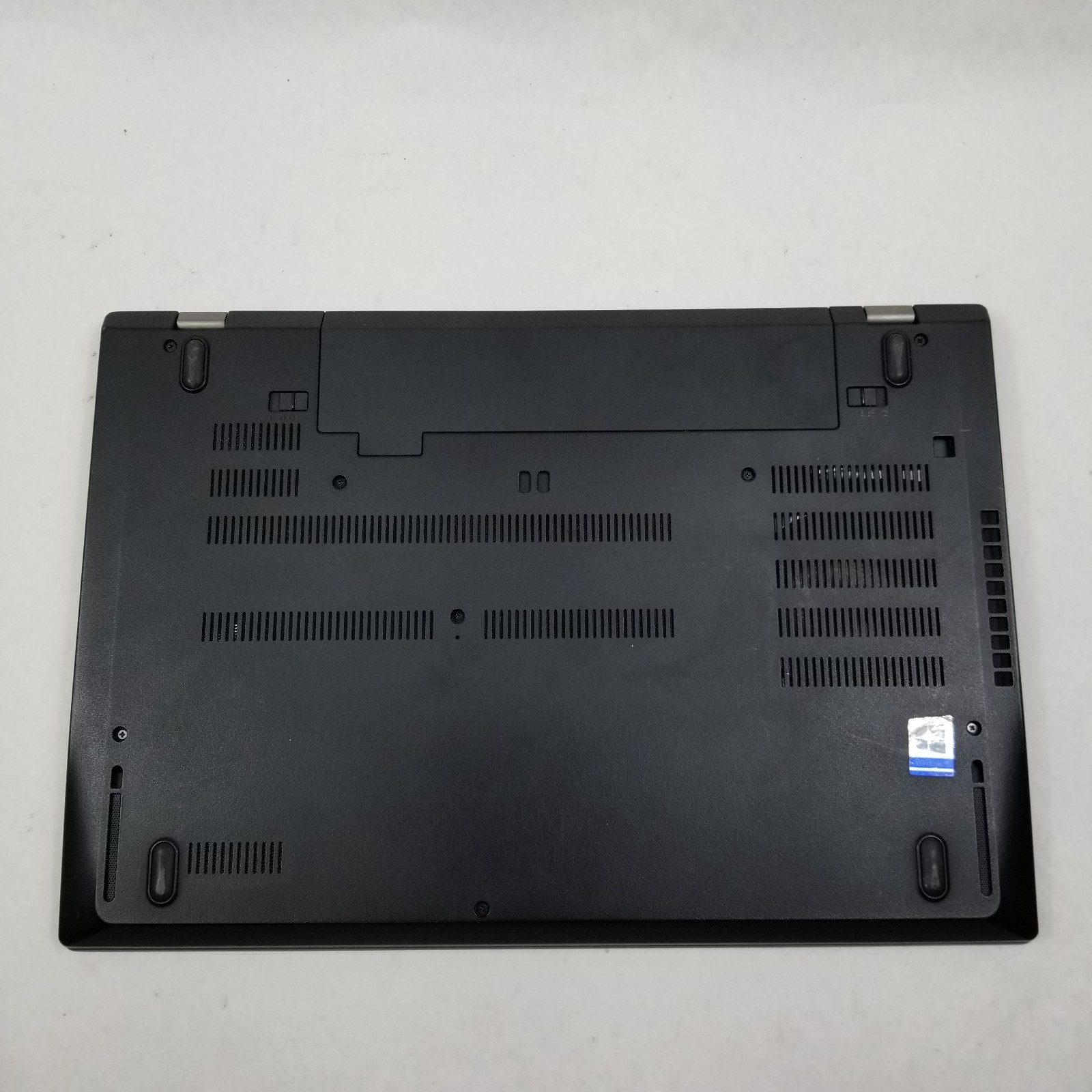 Lenovo ThinkPad T580 15.6″ Core i7-8550U 8GB RAM 256GB SSD Windows 11 Pro Laptop