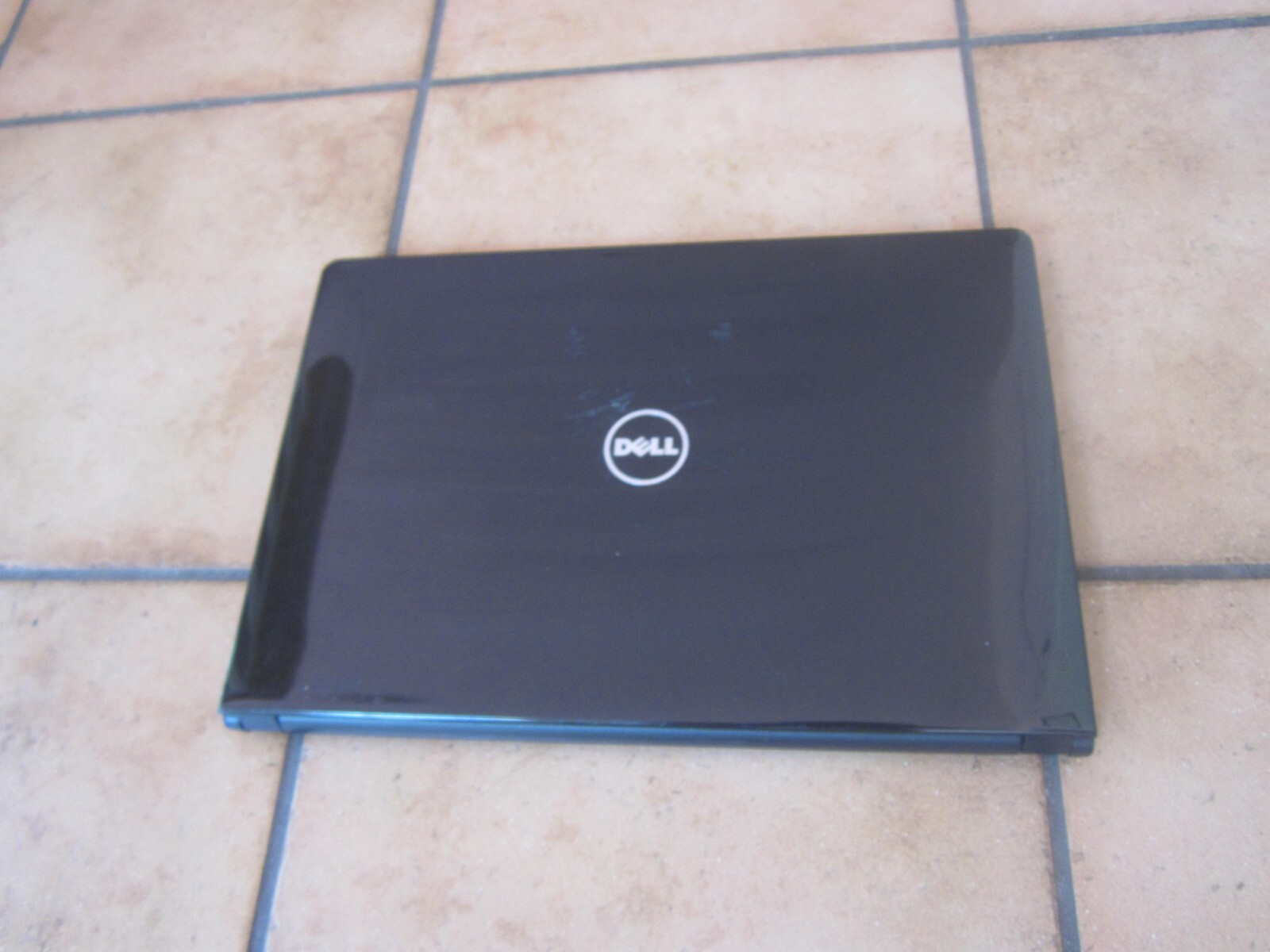Dell Inspiron 15 5555 Laptop 2GHz 6GBRAM 500GBHD SCREEN INTACT NoPwrCord – WORKS