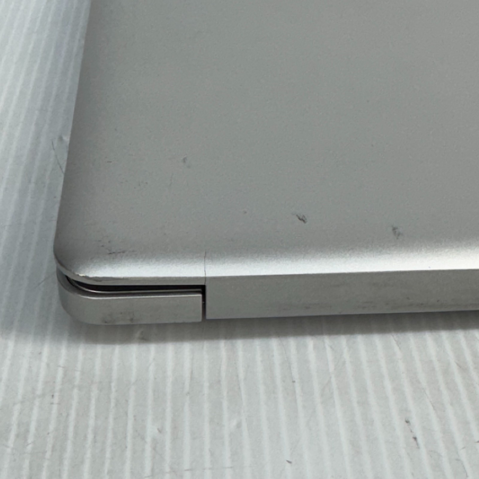 Dell Inspiron 5770 i5-8250U 17.3″ Windows 11 Pro Laptop 128GB SSD 16GB **WEAR**