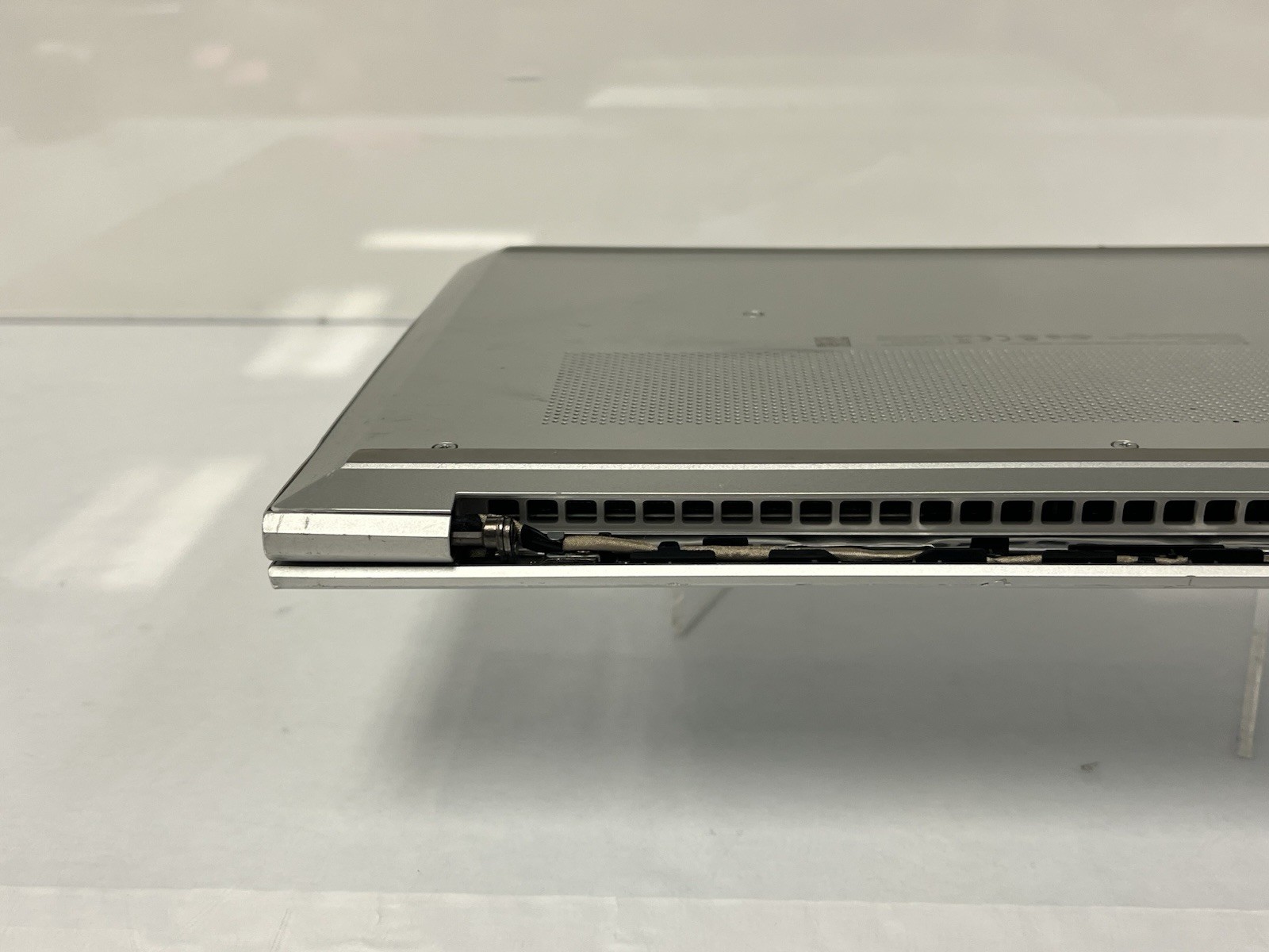HP ProBook 430 G8 Intel Core i3-1115G4 @ 3.00Ghz 4GB RAM NO HDD NO OS