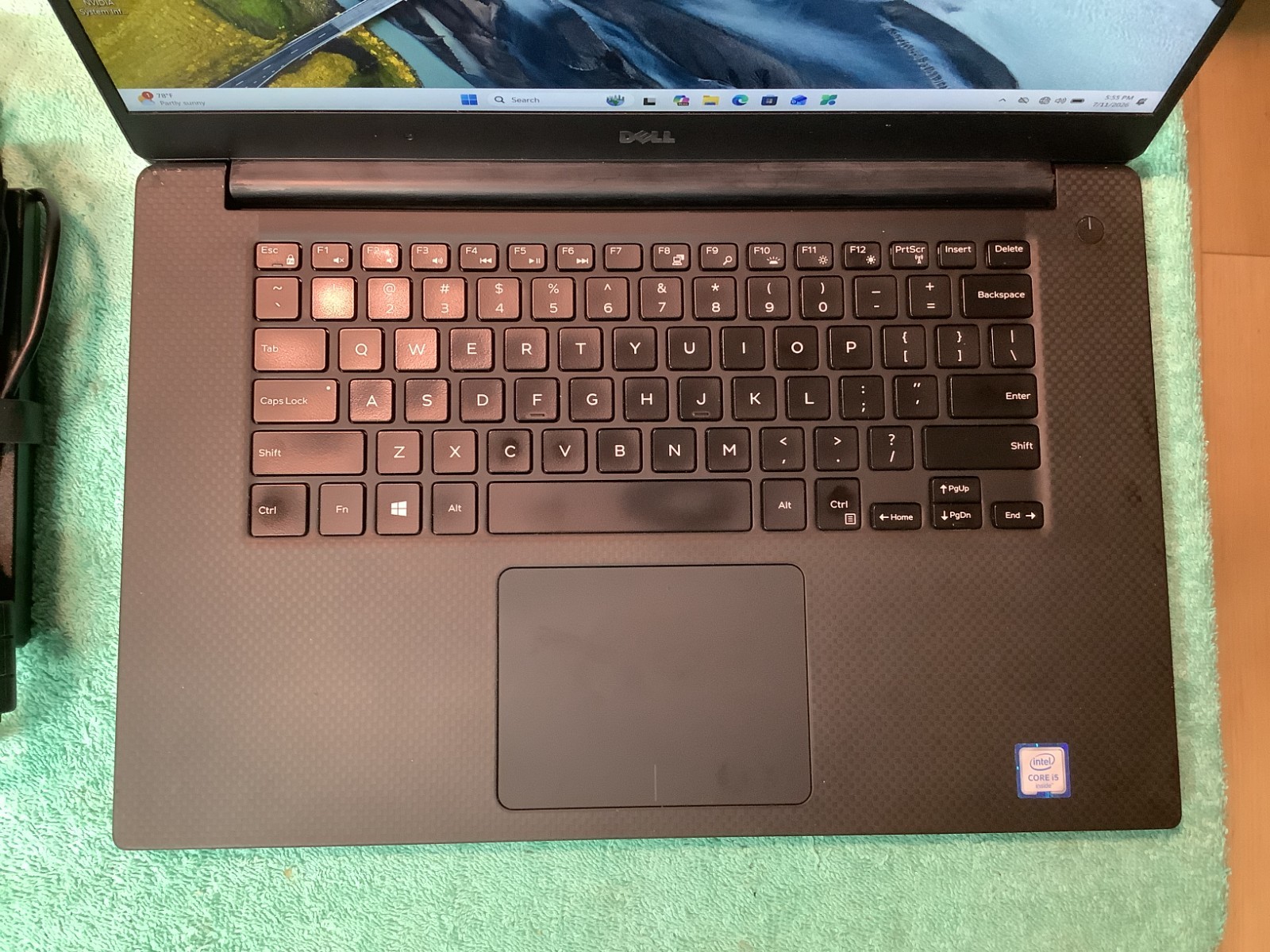 Dell XPS 9550, Gaming-GTX 960M, i5 6300HQ, 16 GB – 256 NVMe + 500 HDD Win 11 Pro
