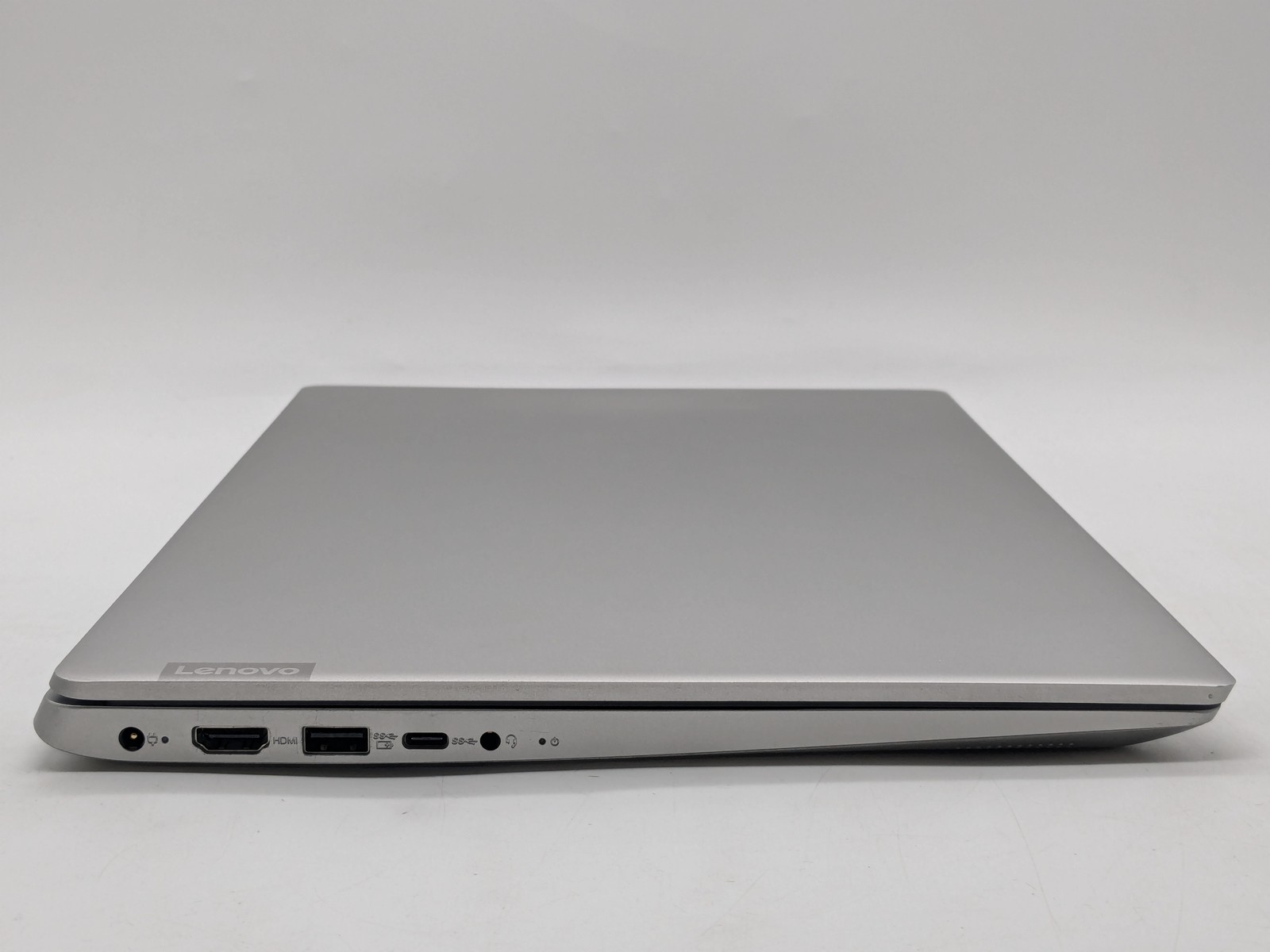 Lenovo IdeaPad 15″ FHD RYZEN 5 2500U VEGA MOBILE GFX 256GB 8GB W11 AMD Radeon