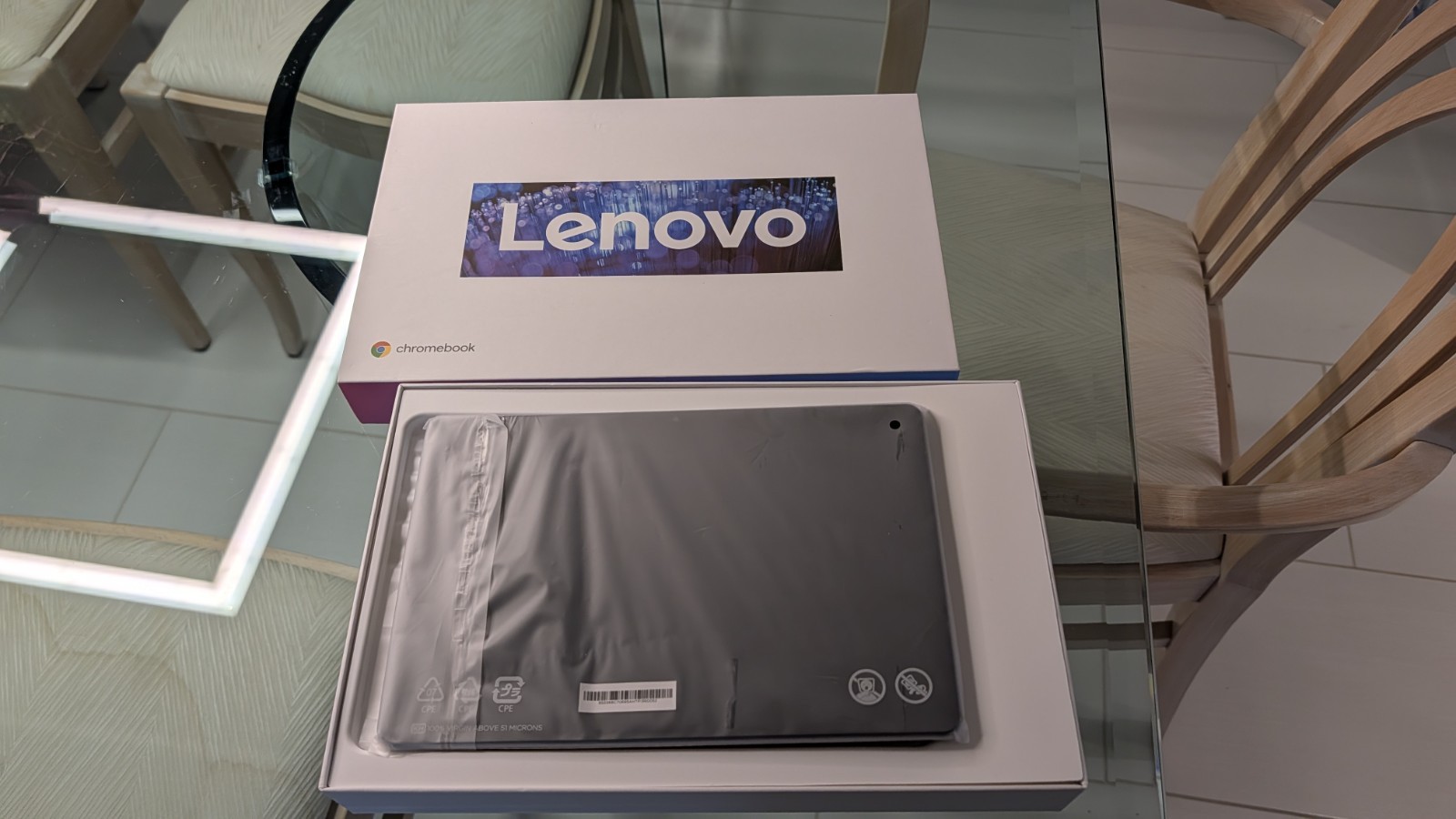 Lenovo Chromebook 11” Duet 2 in 1 CT-X636F 128GB ( Great Condition+++) 128GB