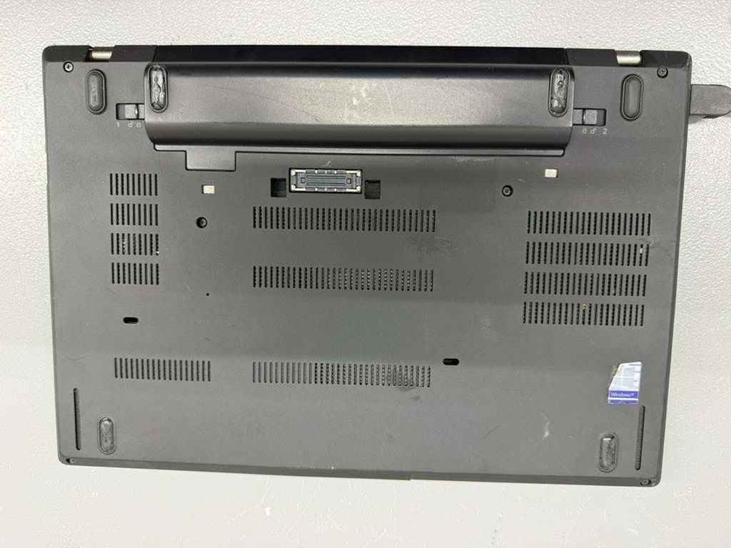 Lenovo ThinkPad A475 14″ AMD PRO A12-8830B 4GB RAM -MISSING KEY