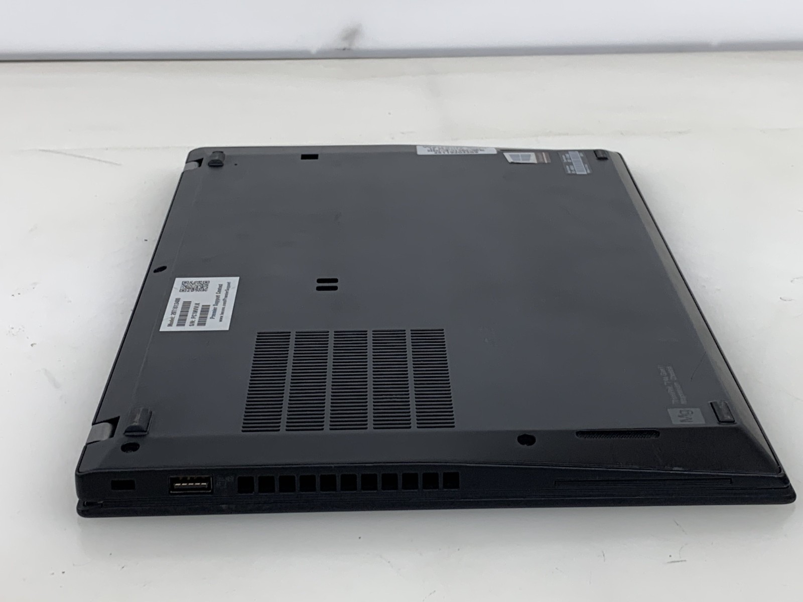 LENOVO THINKPAD T14S GEN1 i5- 10210U@ 1.60GHz 8GB RAM 512GB SATa W11P W/AC*READ