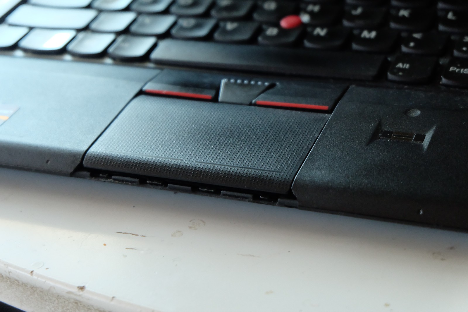 Lenovo ThinkPad X230 i5-3320M / 8 GB / 0HD [POOR COSMETIC SHAPE]