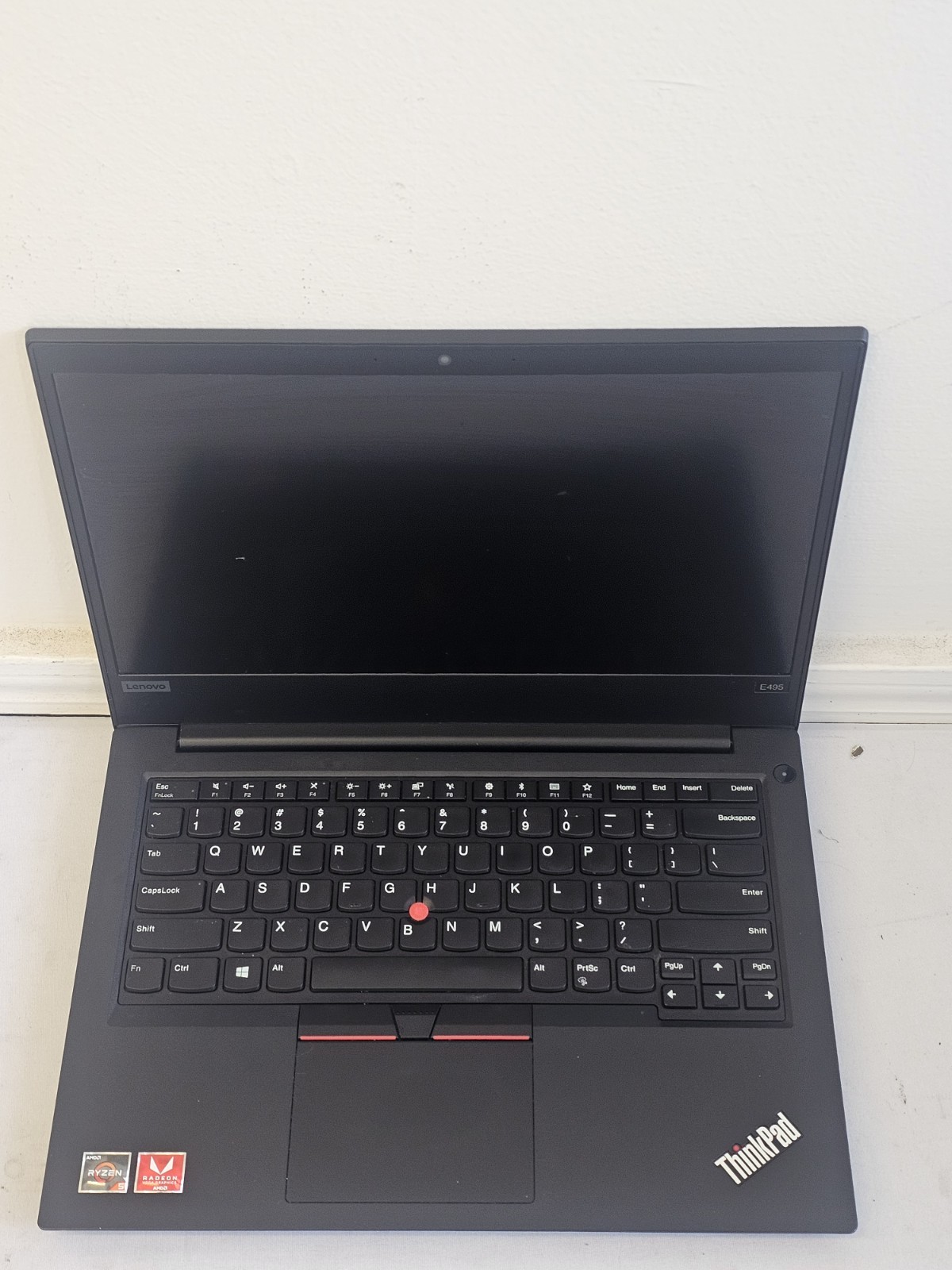 Lenovo ThinkPad E495 Laptop – AMD Ryzen 5-3500u – 8GB RAM – 256GB SSD – Win 10