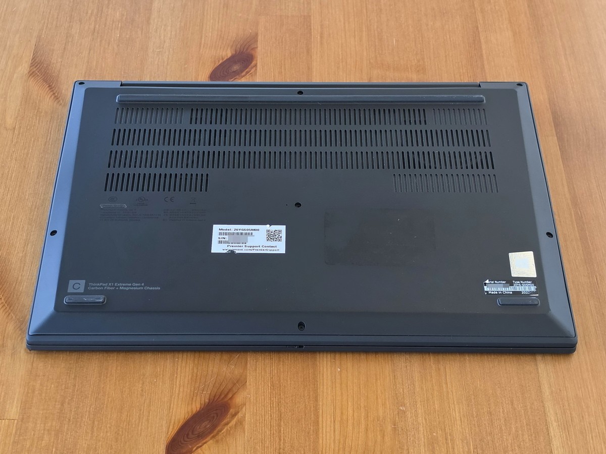 Lenovo ThinkPad X1 Extreme Gen 4 i7-11850H 16″ 4K 3840×2400 16GB NVIDIA RTX 3050