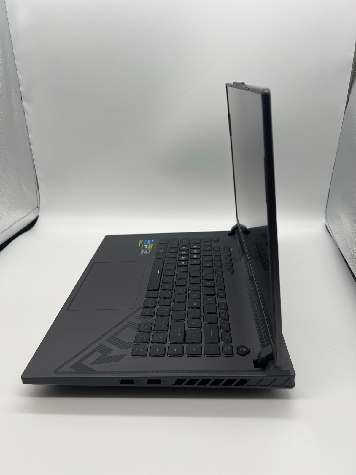 ASUS ROG Strix G16 16″ 165Hz Gaming Laptop i7 16GB 512GB SSD Gray