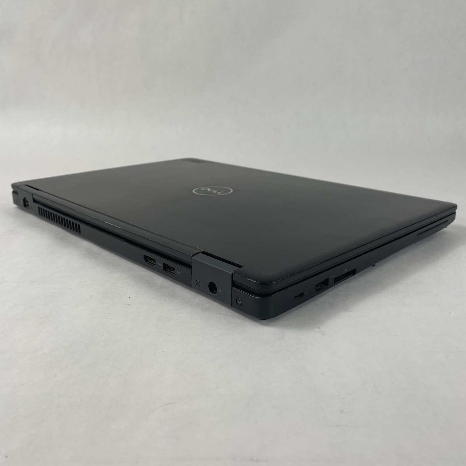 Dell Latitude 5591 15.6″ i7-8850U 2.60 GHz 8 GB RAM No SSD No OS No Battery