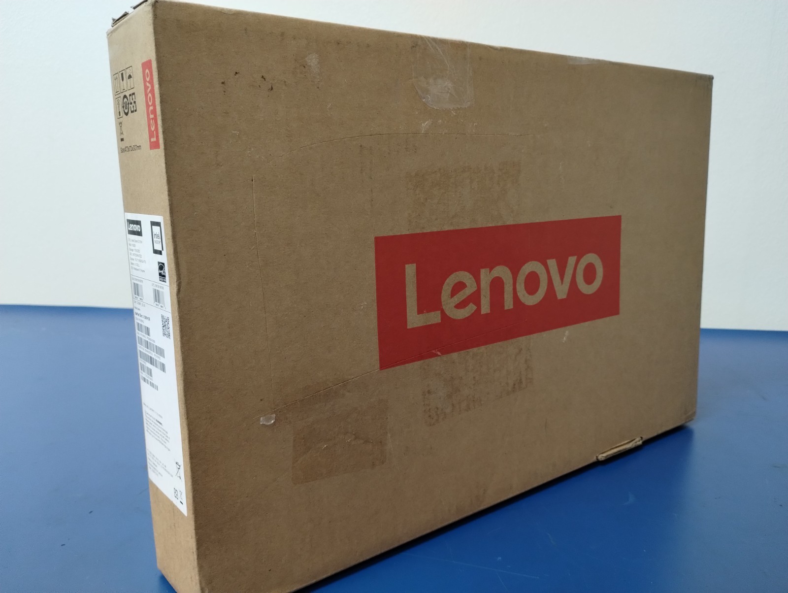 Lenovo Slim 3 15IRH10R, Intel Core 5 210H, 2.20 GHz, 16 GB RAM, 1 TB NVMe SSD