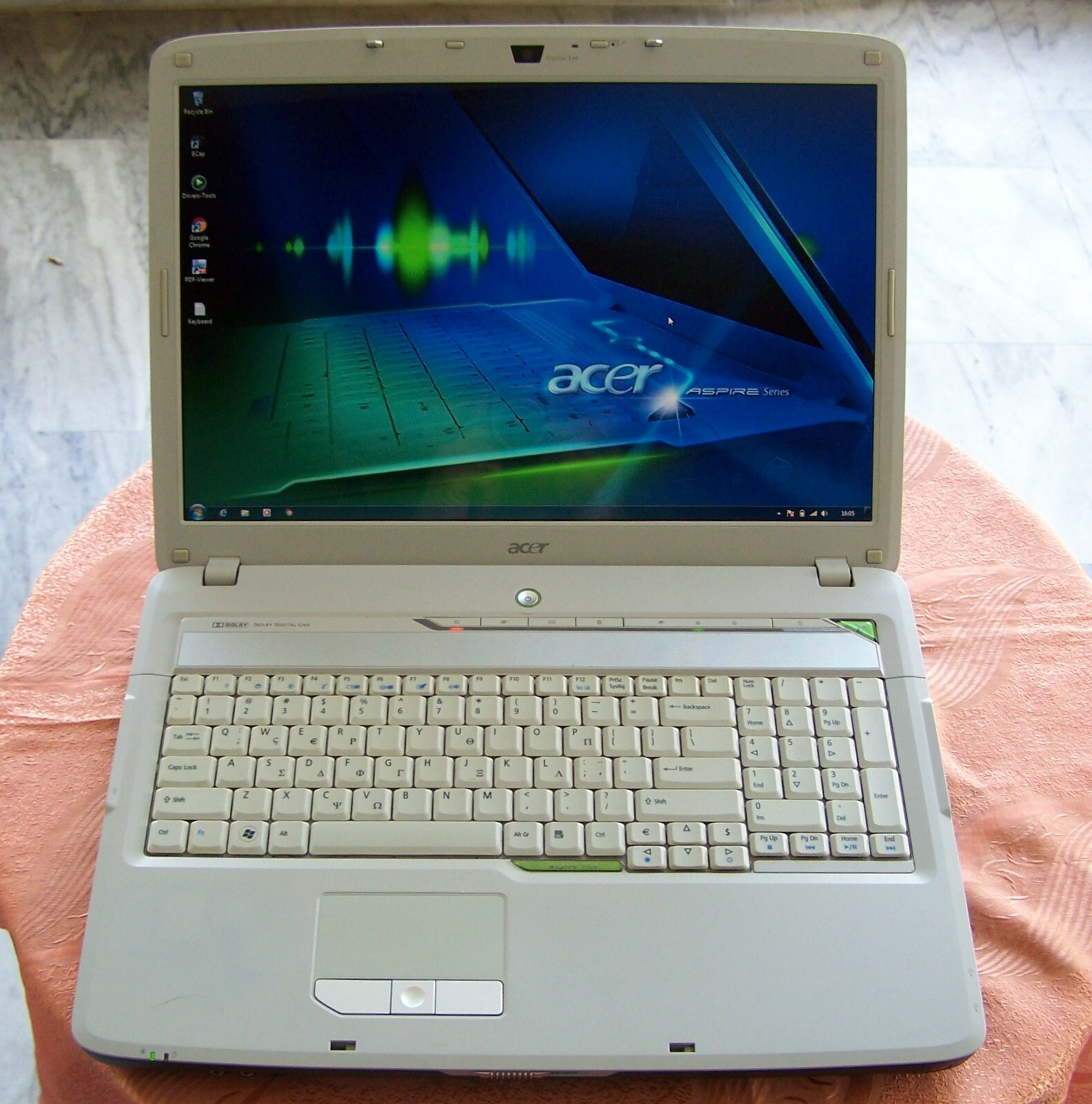Acer Aspire 7720 17” Intel 2 core 2.0GHz 3GB Ram 2x160GB HD nVidia 9500 Win 10&7