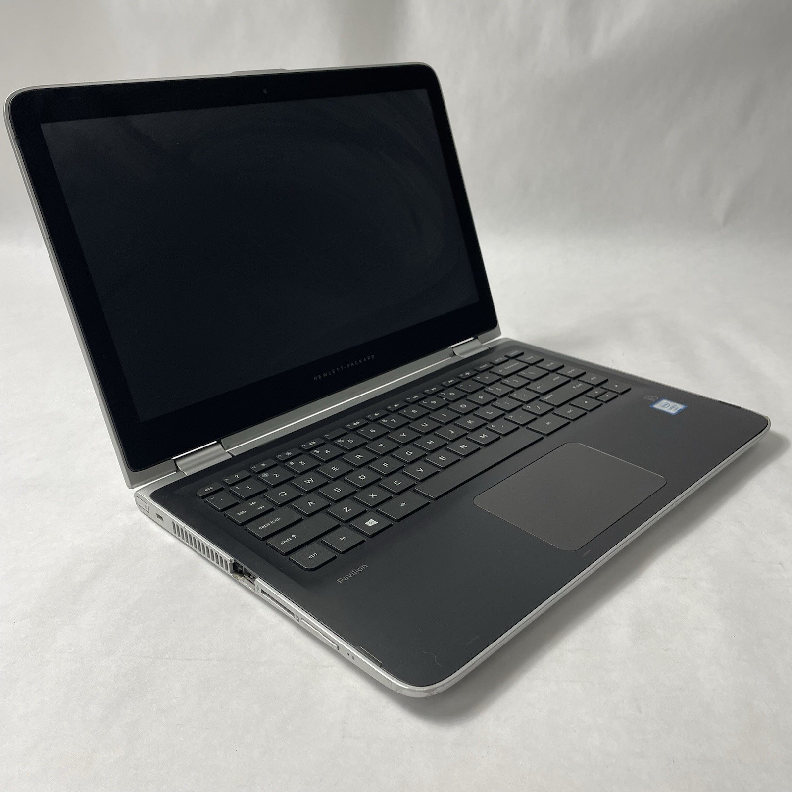 HP Pavilion 13-s128nr x360 13.3″ i5-6200U 2.30 GHz 8GB RAM No SSD No OS Bad Edge
