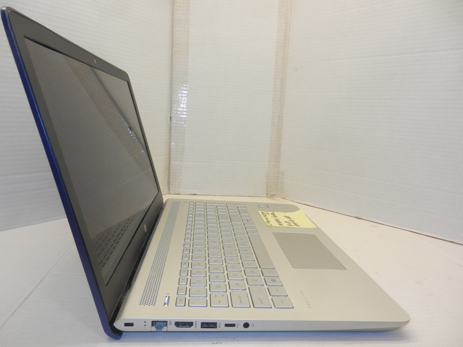 HP PAVILLION 15-CC184CL 15.6 i5-8250U@1.6GHz 8GB RAM 500GB HDD WINDOWS 10