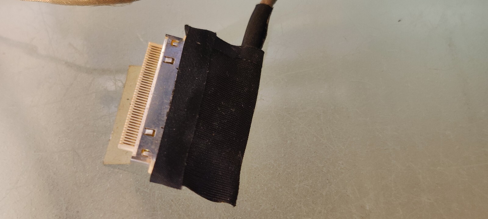 DELL INSPIRON 3521 3531 3537 3737 5521 5537 DC02001MG00 FLAT VIDEO CABLE LVDS