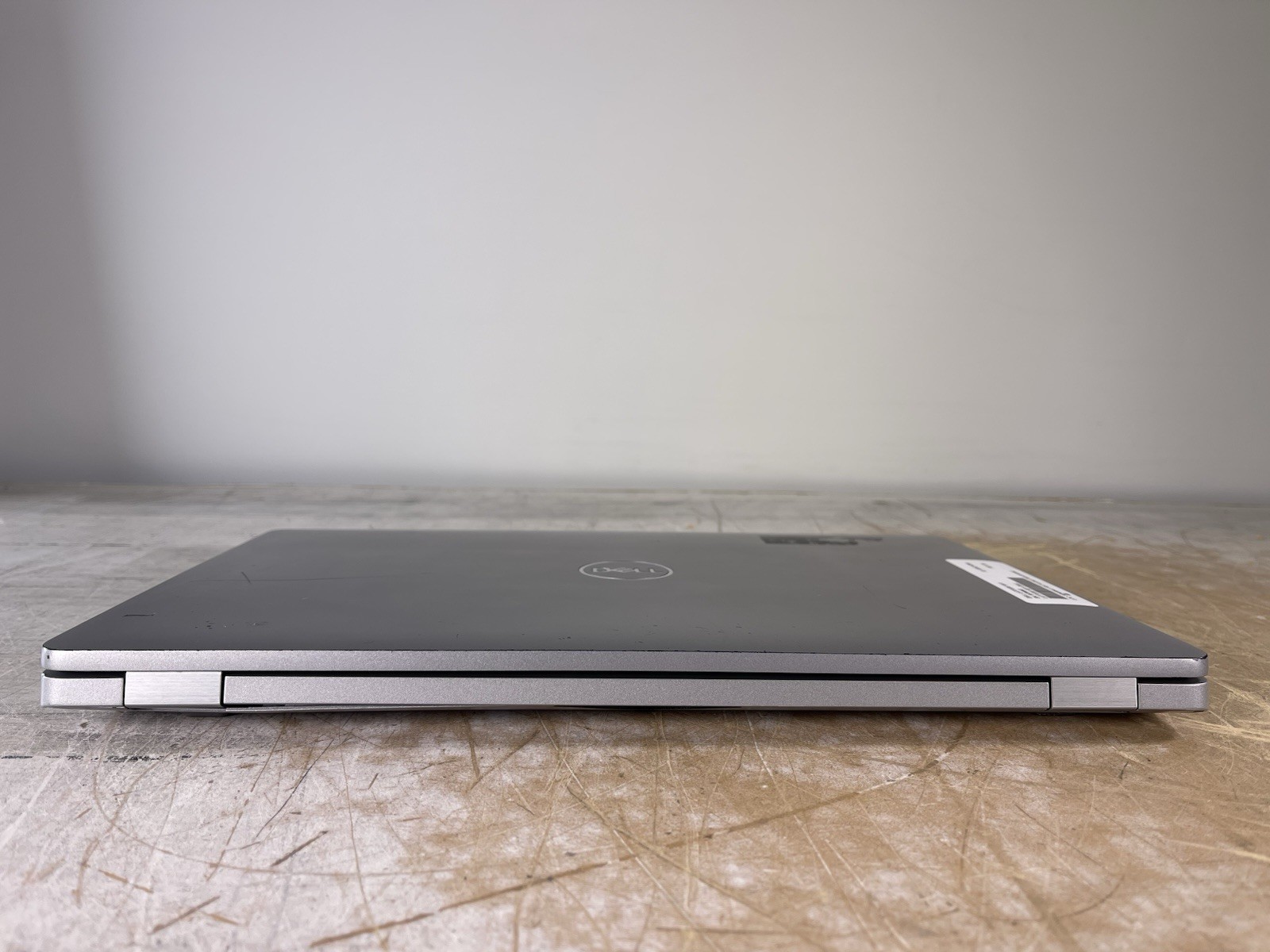 DELL LATITUDE 5511 i7-10850H @ 2.70 GHz, 8GB RAM, NO HDD/OS