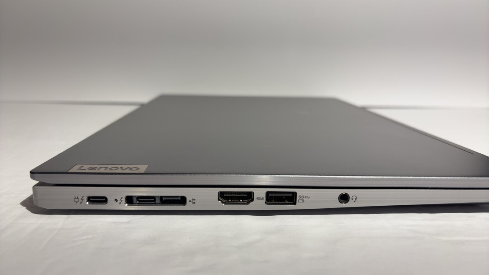 Lenovo ThinkPad T14s Gen 2 Intel i5-1135G7 2.40GHz 16GB 512GB SSD Touch 99%