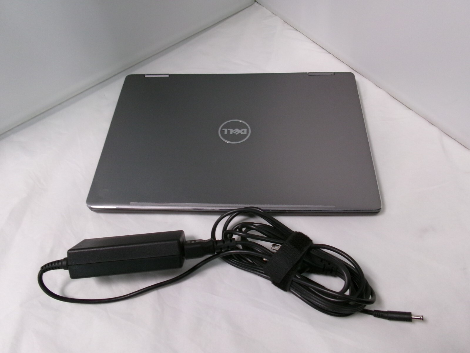 DelI Inspiron 13 7375 2 in 1, Ryzen 5 2500U @ 2.0GHz 8GB RAM 256GB SSD Win10 Pro