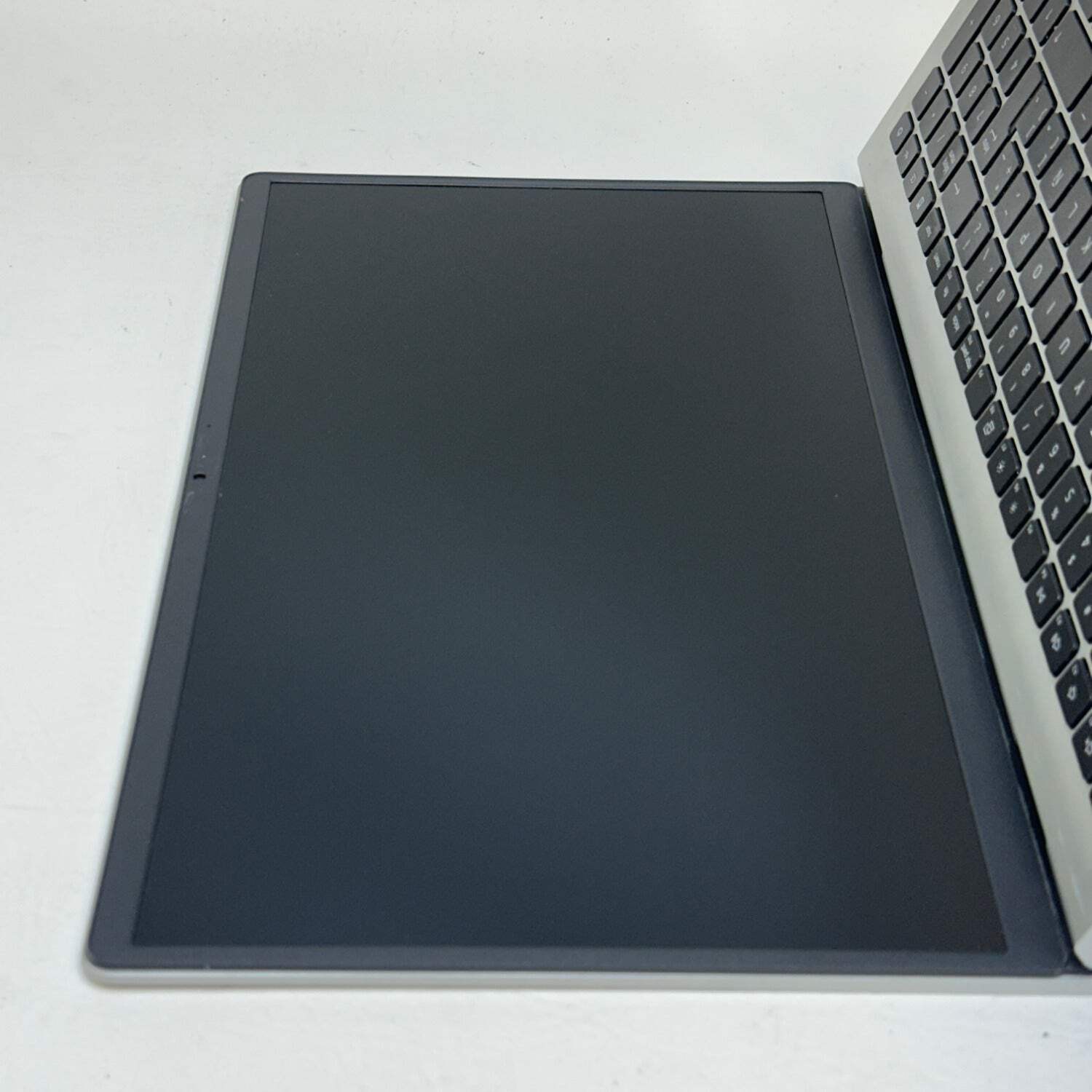 Dell Inspiron 3520 15.6″ i7-1255U 1.7GHz 16GB RAM 1TB SSD