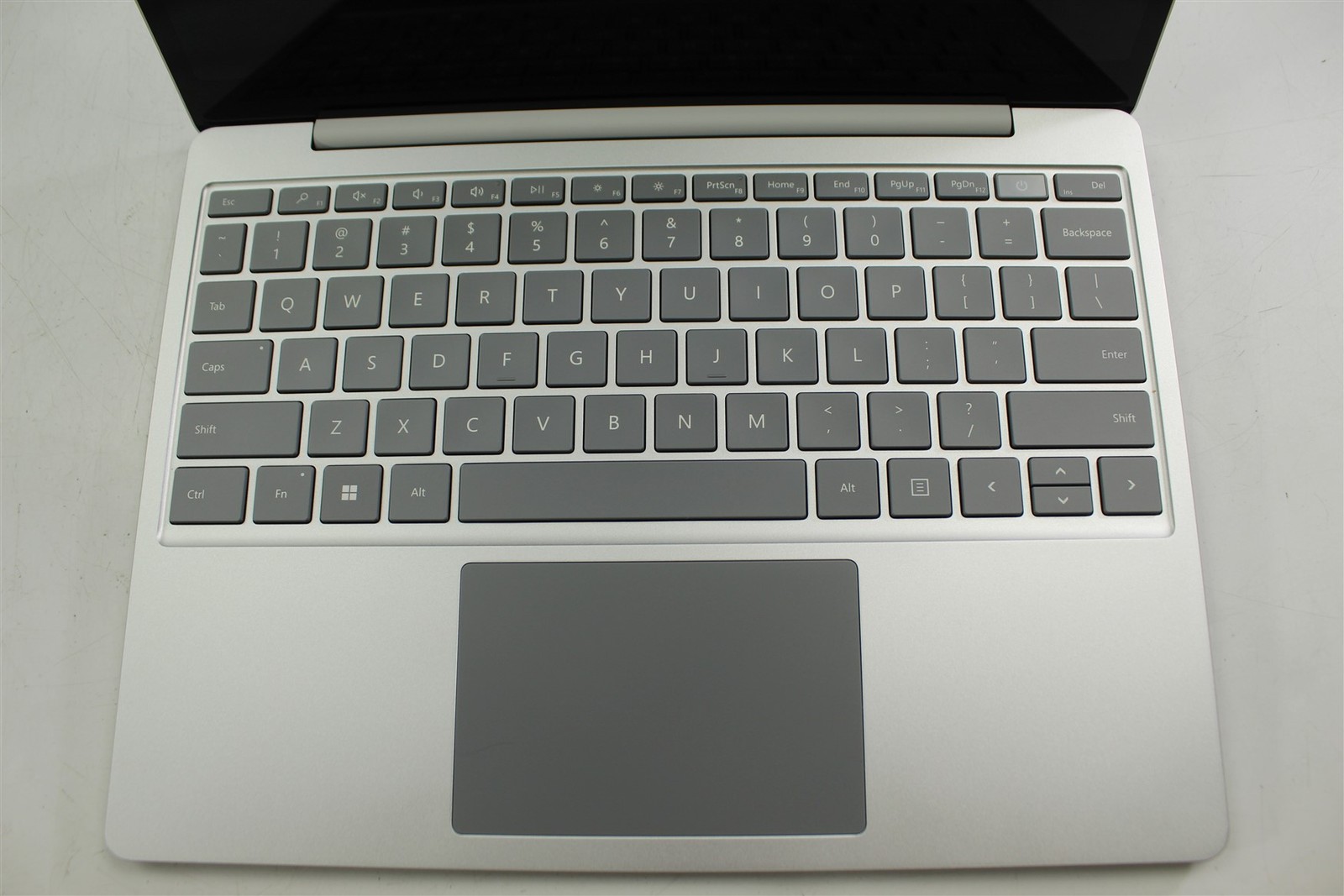 Microsoft Surface Laptop Go 2 2013 12.4″ i5-1135G7 256GB SSD 16GB RAM W11H
