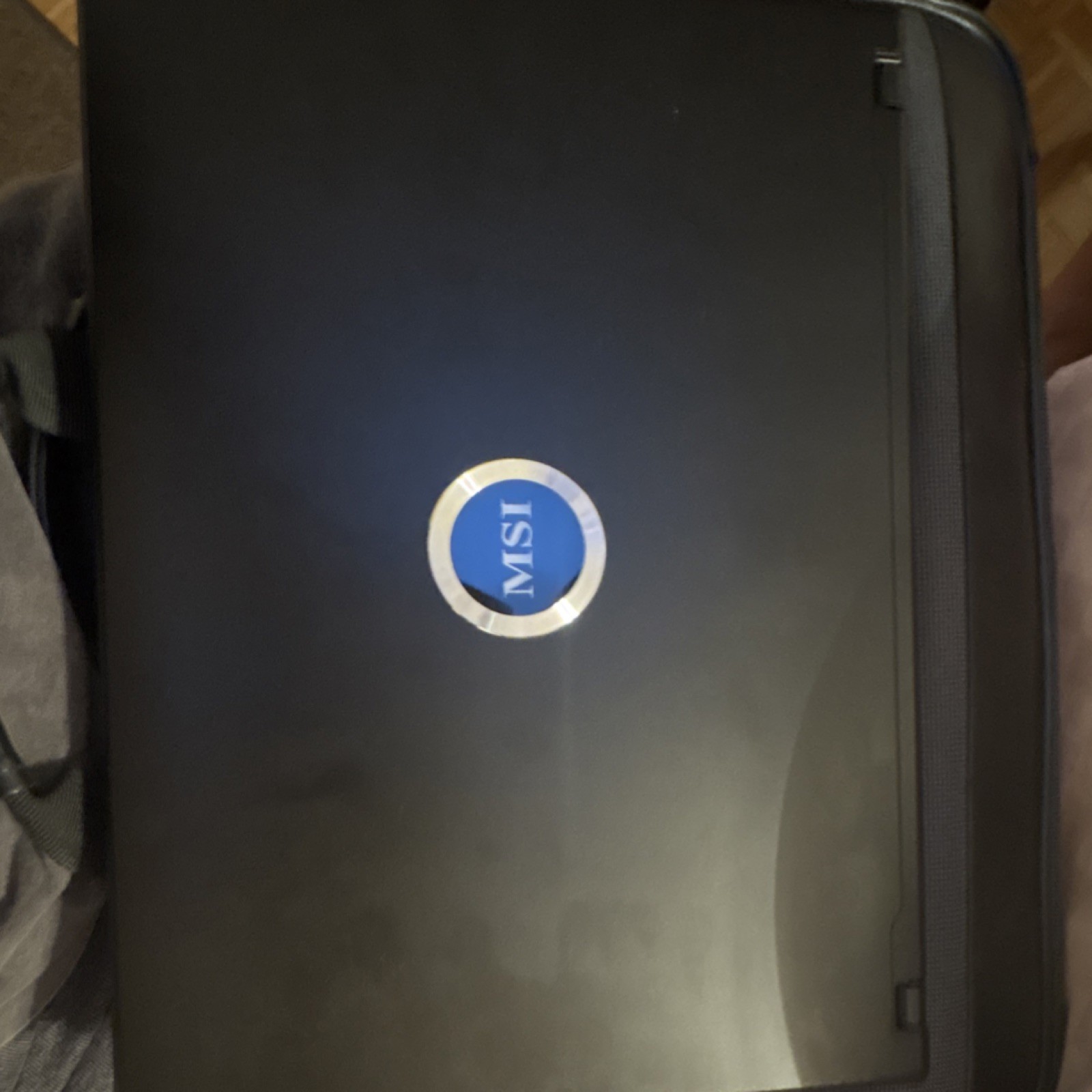 MSI M670 Notebook Laptop AMD Sempron 2.0GHz 15″ 512MB 60GB Wi-Fi Webcam Black