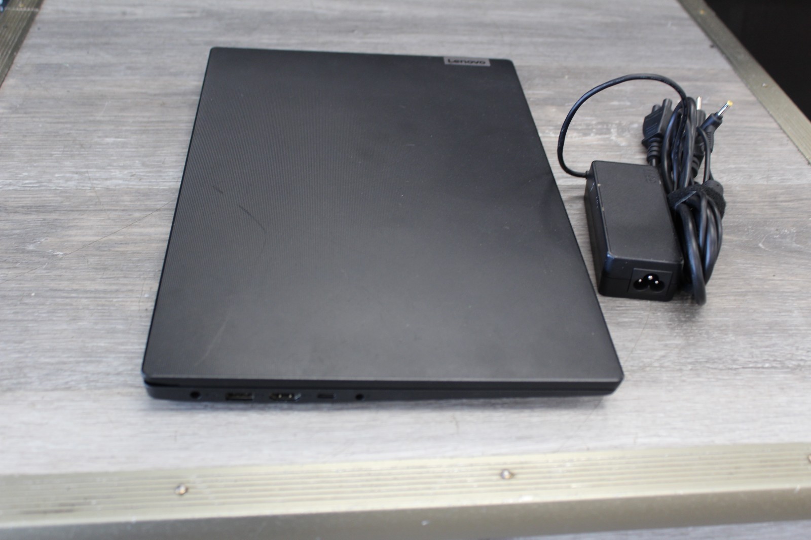 Lenovo V15 G4 IRU Intel Core i3-1315U 8GB 256 GB SSD Windows 11 Pro Laptop