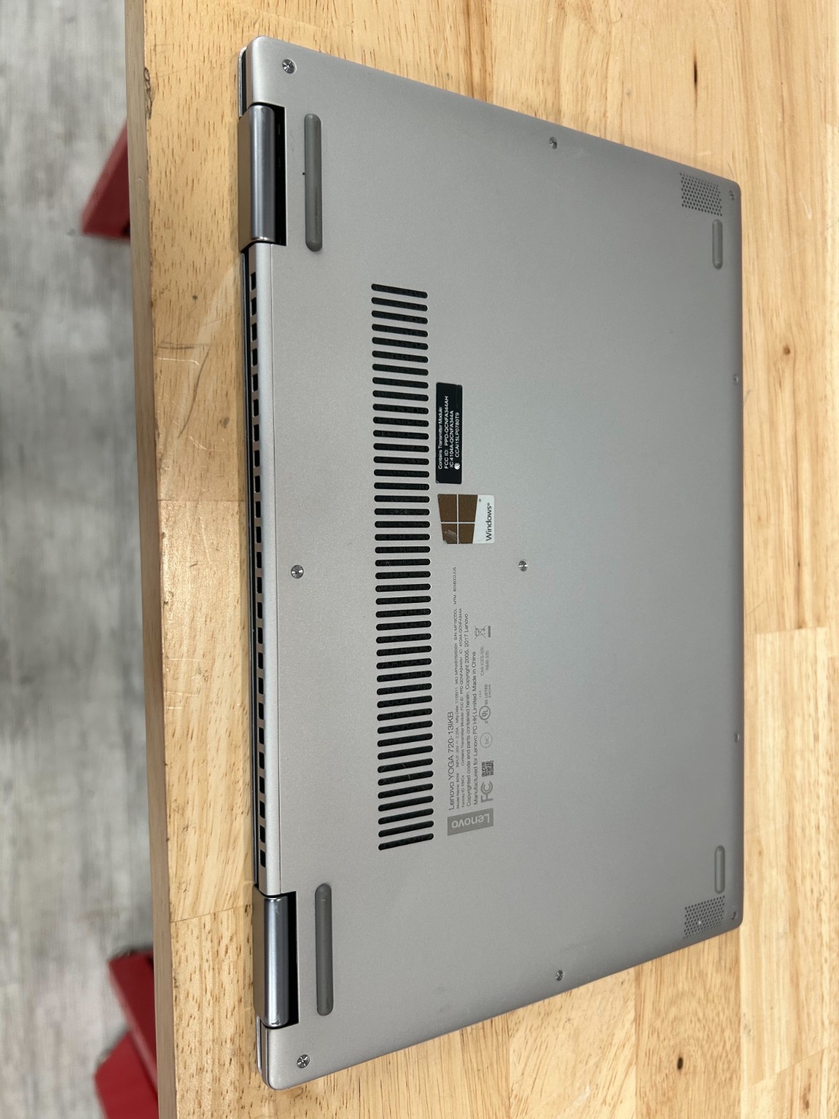 LENOVO YOGA 720-13IKB | I5-7200U 2.50GHZ | 512GB | 8GB | WIPED| NO CHARGER