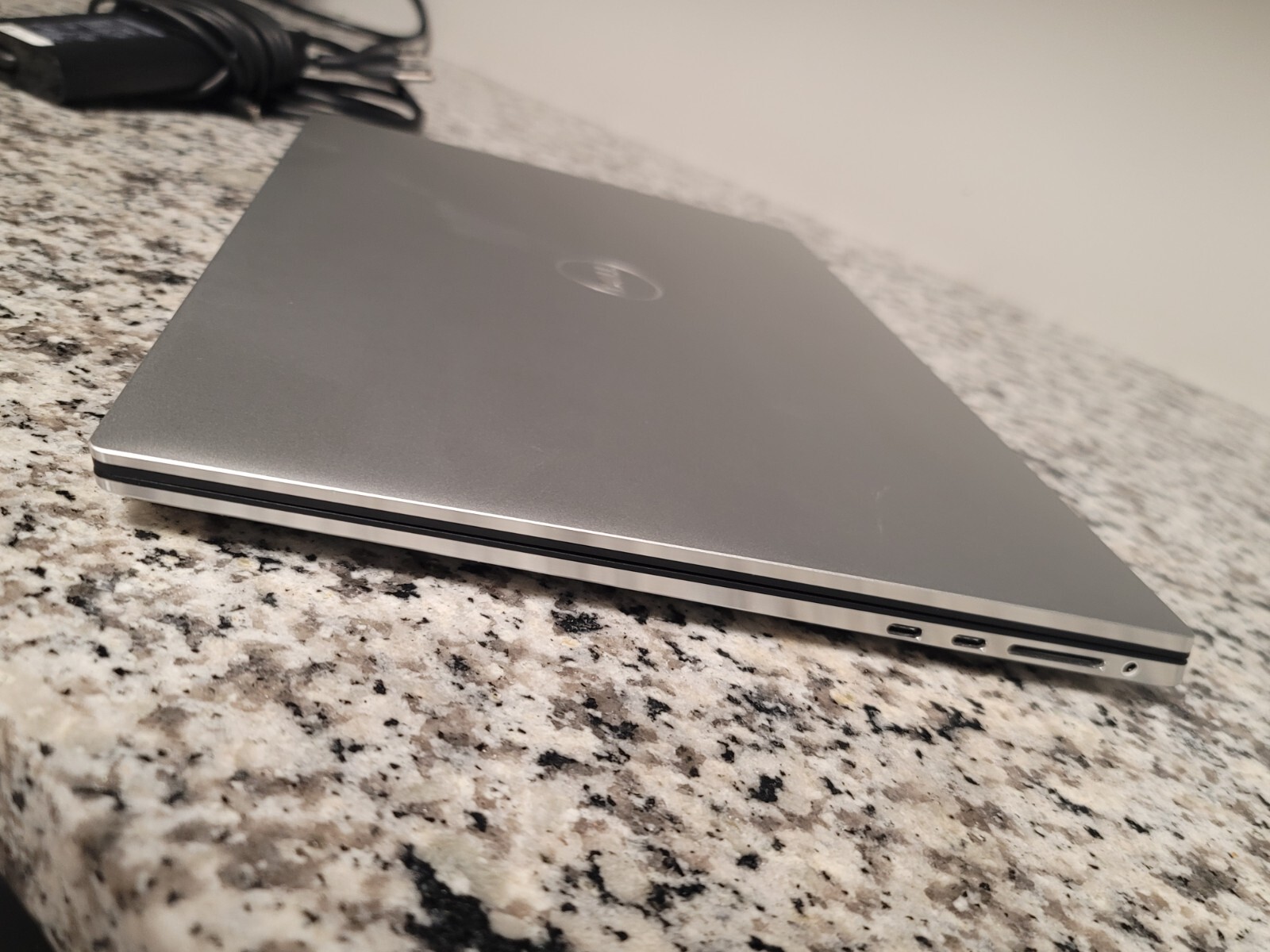 Dell XPS 17 9700 17″ Touch (Intel Core i7-10875H, 32GB RAM, 1TB SSD, GeForce RTX