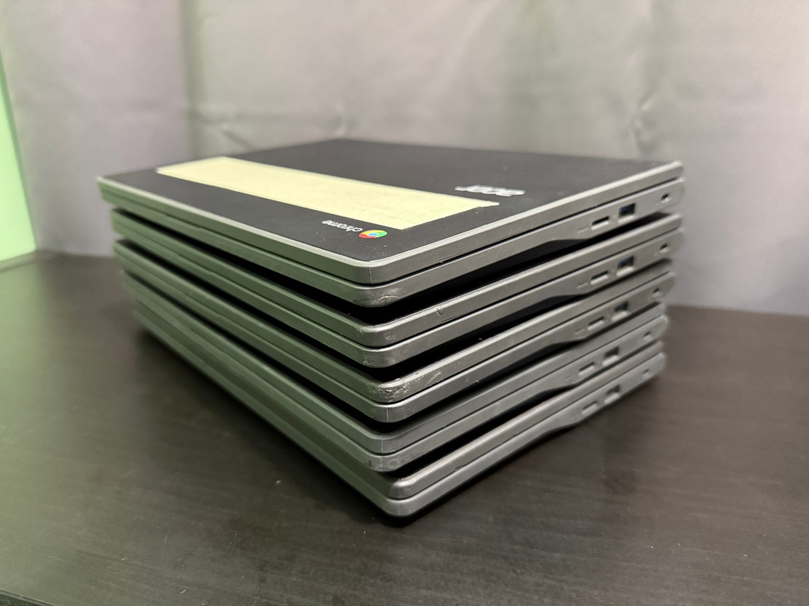Lot of 5 Acer Chromebook 11 C771T-32GW (11.6″ Touch, Intel i3 6100U, 4GB, 32GB)