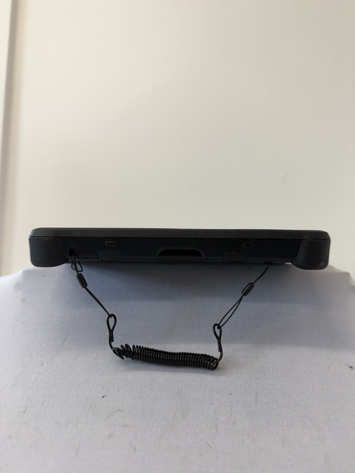 Getac F110 G3 Laptop – Yellowing Screen – Intel i7-6500U – RAM 8 GB – Read Des