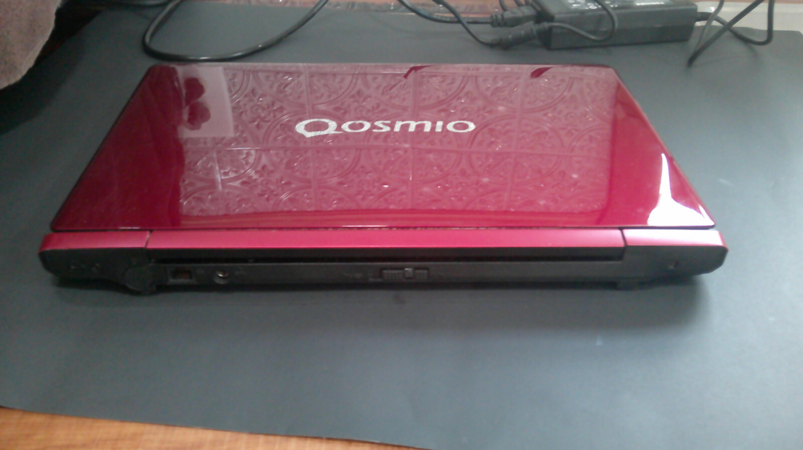 Toshiba Qosmio FLASH F60,i7-2.6-3.3 ghz,500gb,8gb,15.6in