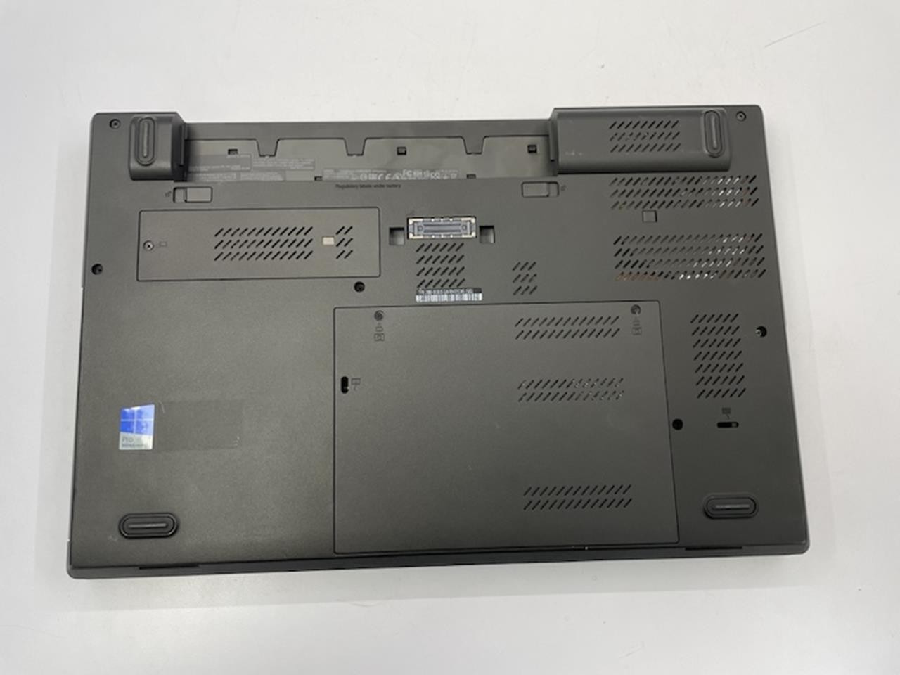 LENOVO THINKPAD T540P Laptop w/INTEL CORE i5-4300M 2.60 GHZ + 16GB No HD/Battery