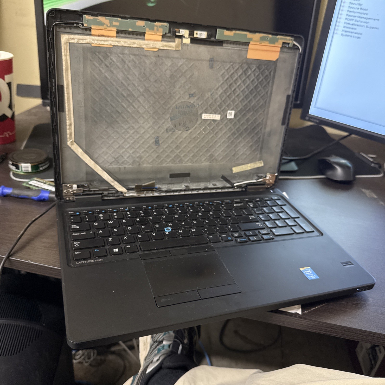 Dell latitude 5550 I5-4310 8G Ram No HD or LCD No Cover. Works W/ Ext Monitor