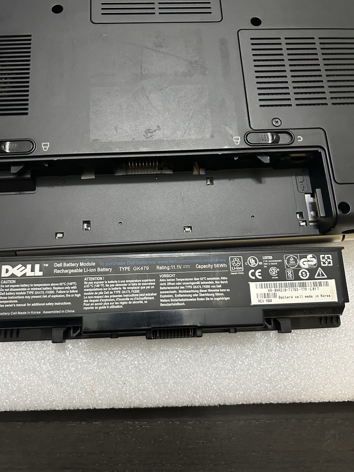 Dell Inspiron 1521 AMD Turion 64 X 512 Mb 1.60 GHz 80GB HDD -No Power Adapter