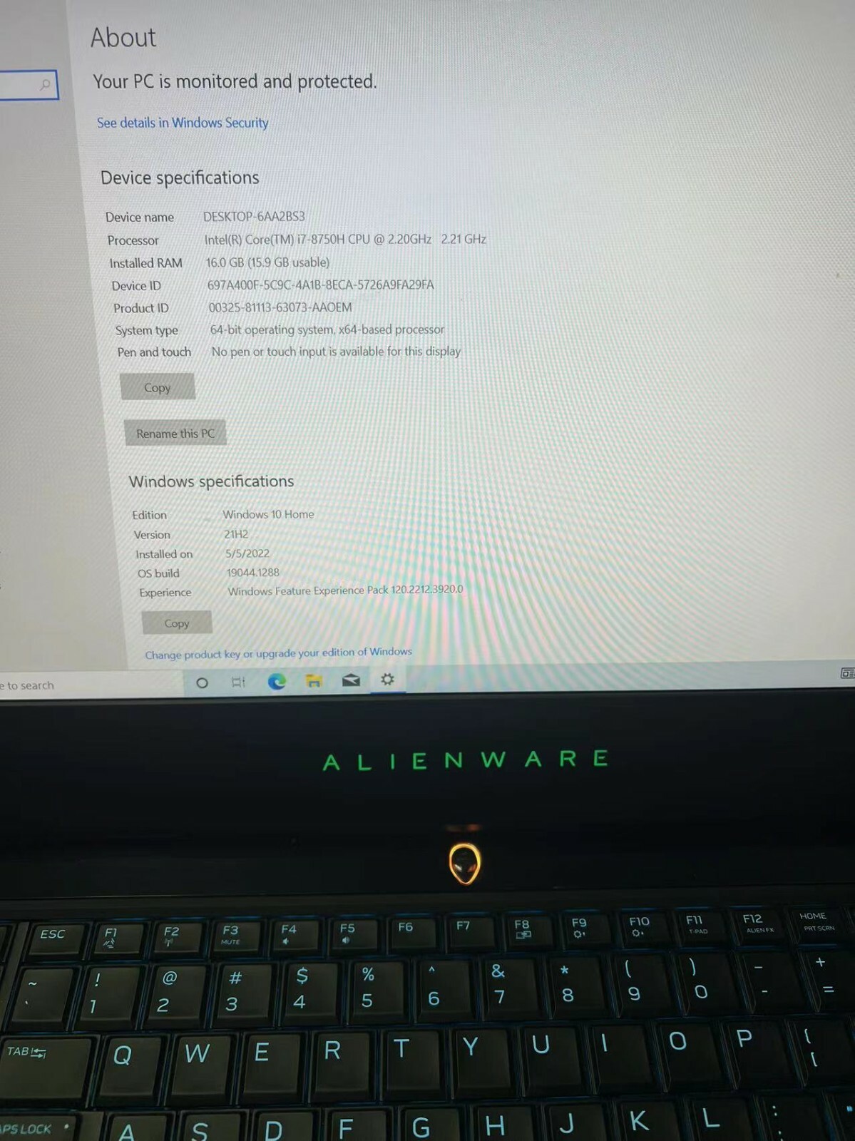 Alienware AW15R3 15.6 inch (1TB, Intel Core i7-8750H, 16GB)