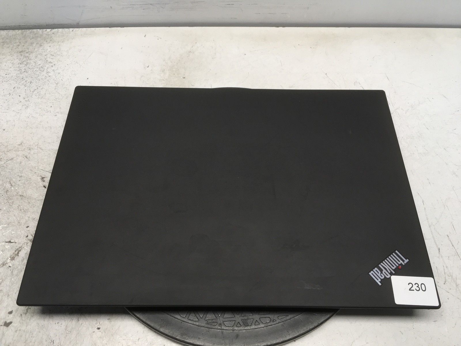 Lenovo ThinkPad T580 Intel i5 8th gen No RAM NO HDD No Batt