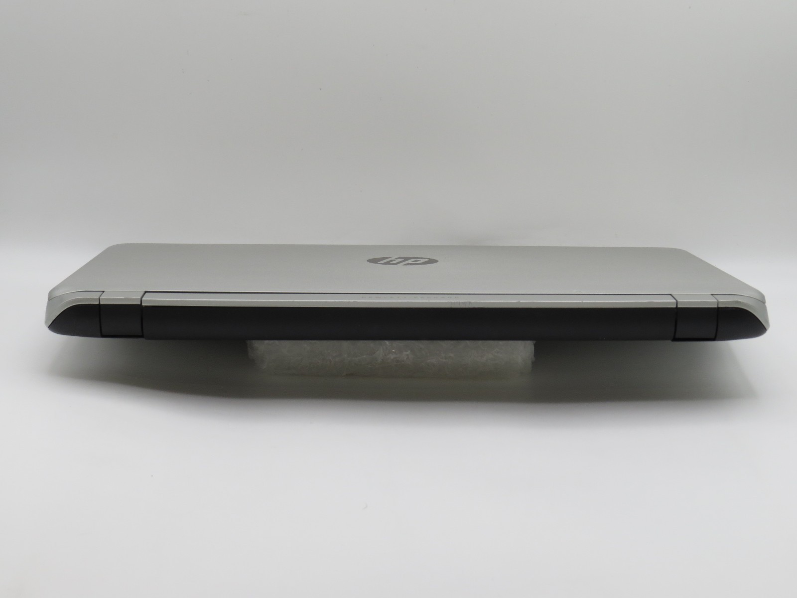 HP Pavilion 15 | i5-4210U @ 1.7GHz | 12GB DDR3 | 256GBSSD | 15″ | No OS