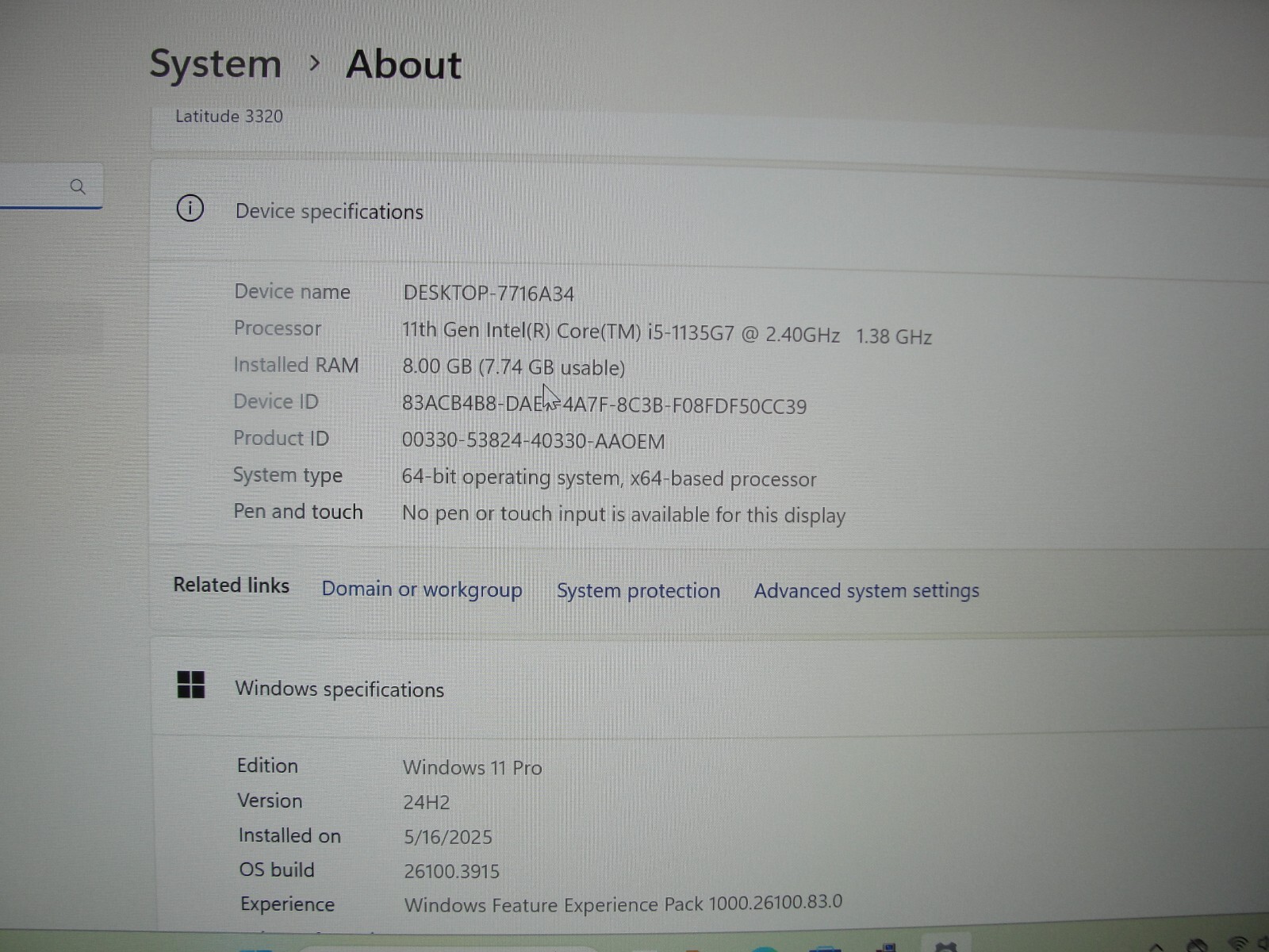 Dell Latitude 3320 13.3” FHD Intel Core i5-1135G7 2.4GHz 8GB 256GB SSD + Charger