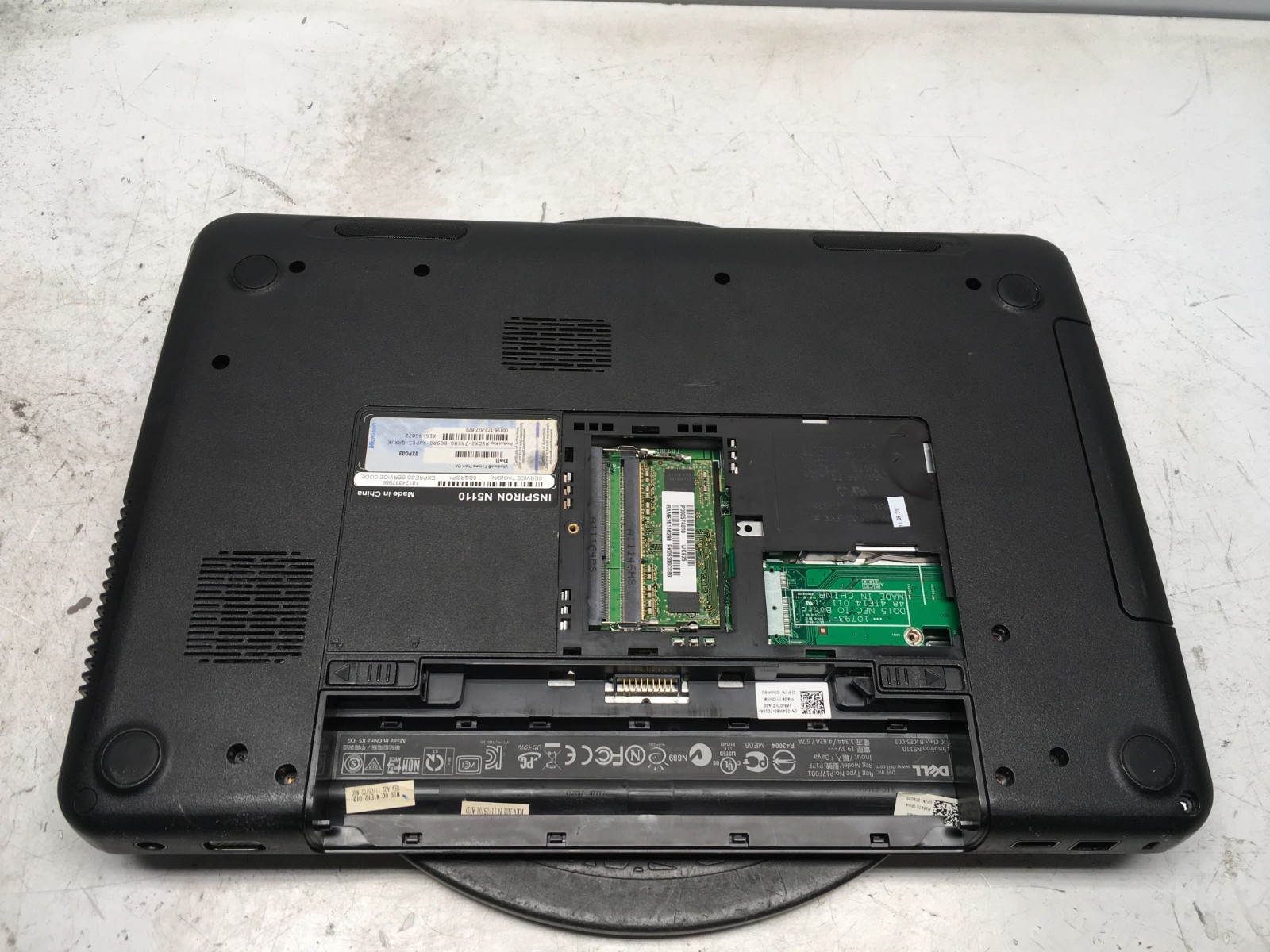 Dell Inspiron N5110 Intel i3-2310M 2.1GHz 4 GB NO HDD